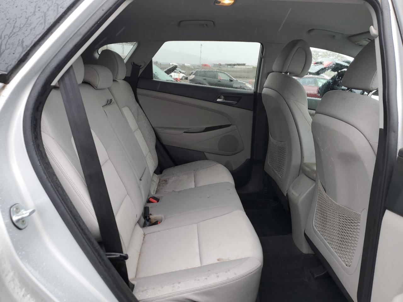 2017 Hyundai Tucson - Image 10