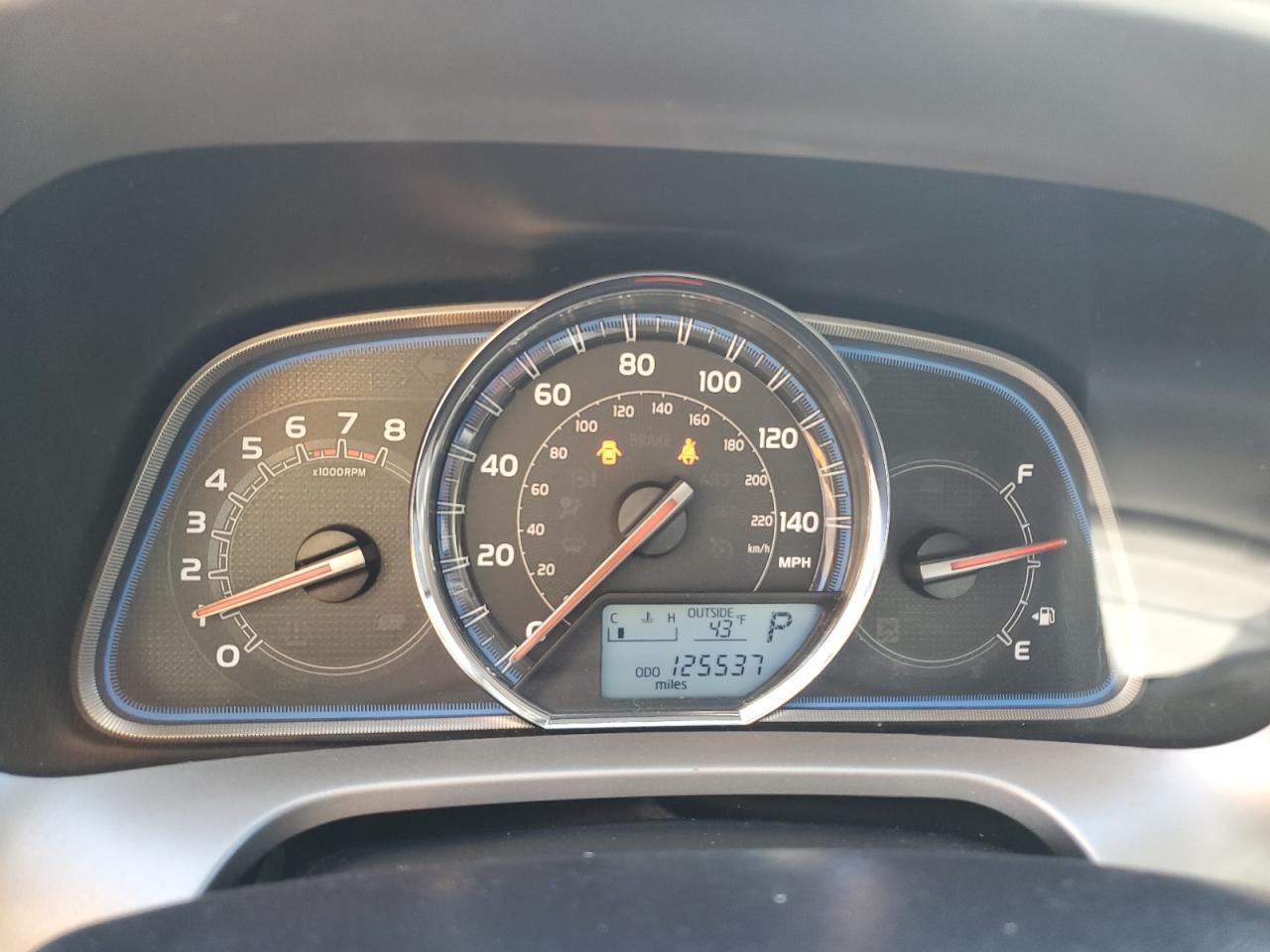 2014 Toyota RAV 4 - Image 9