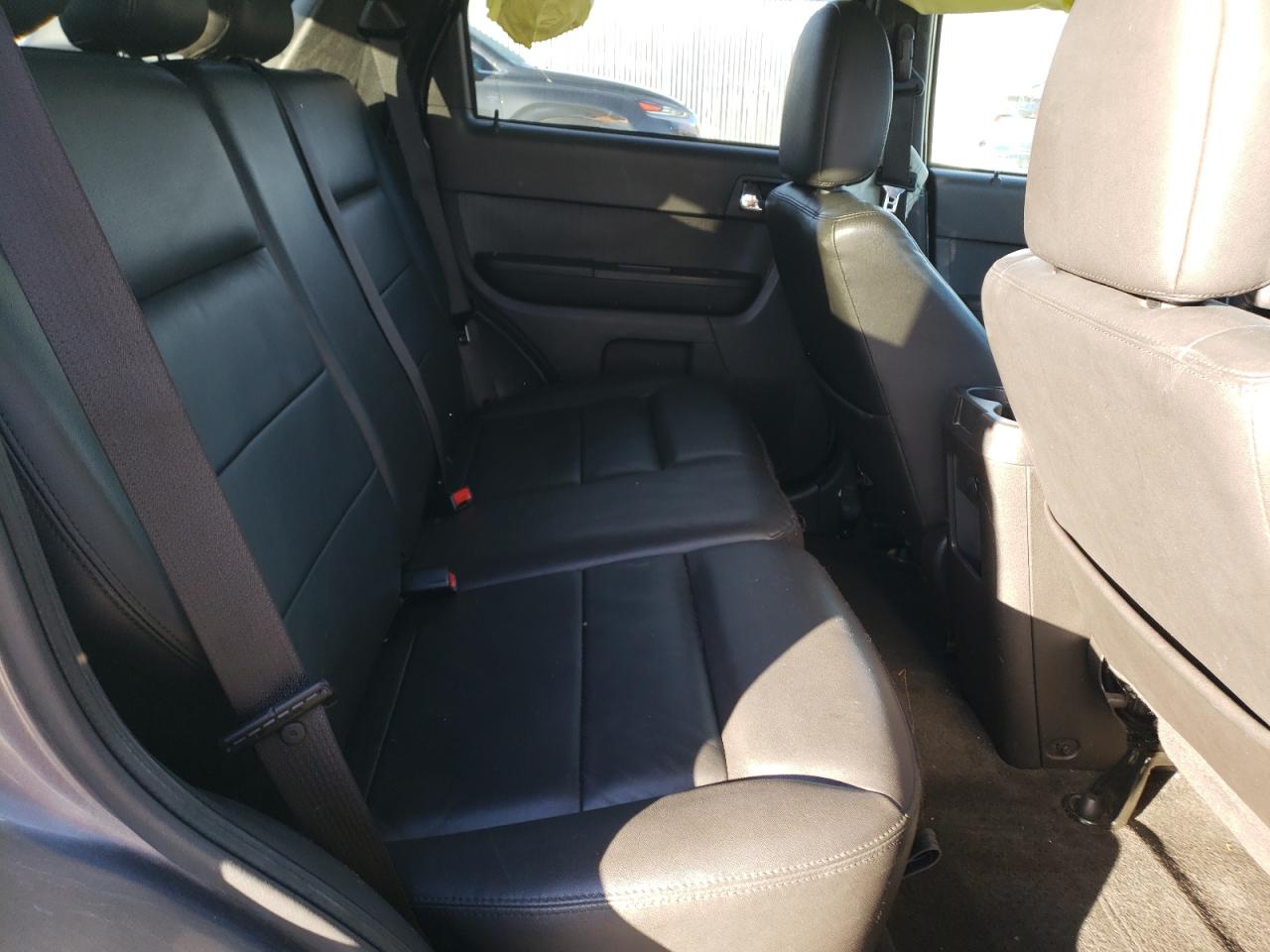 2009 Ford Escape - Image 12