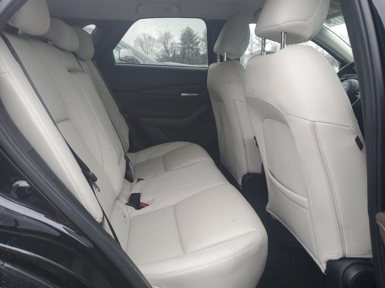 2023 Mazda CX-30 - Image 11