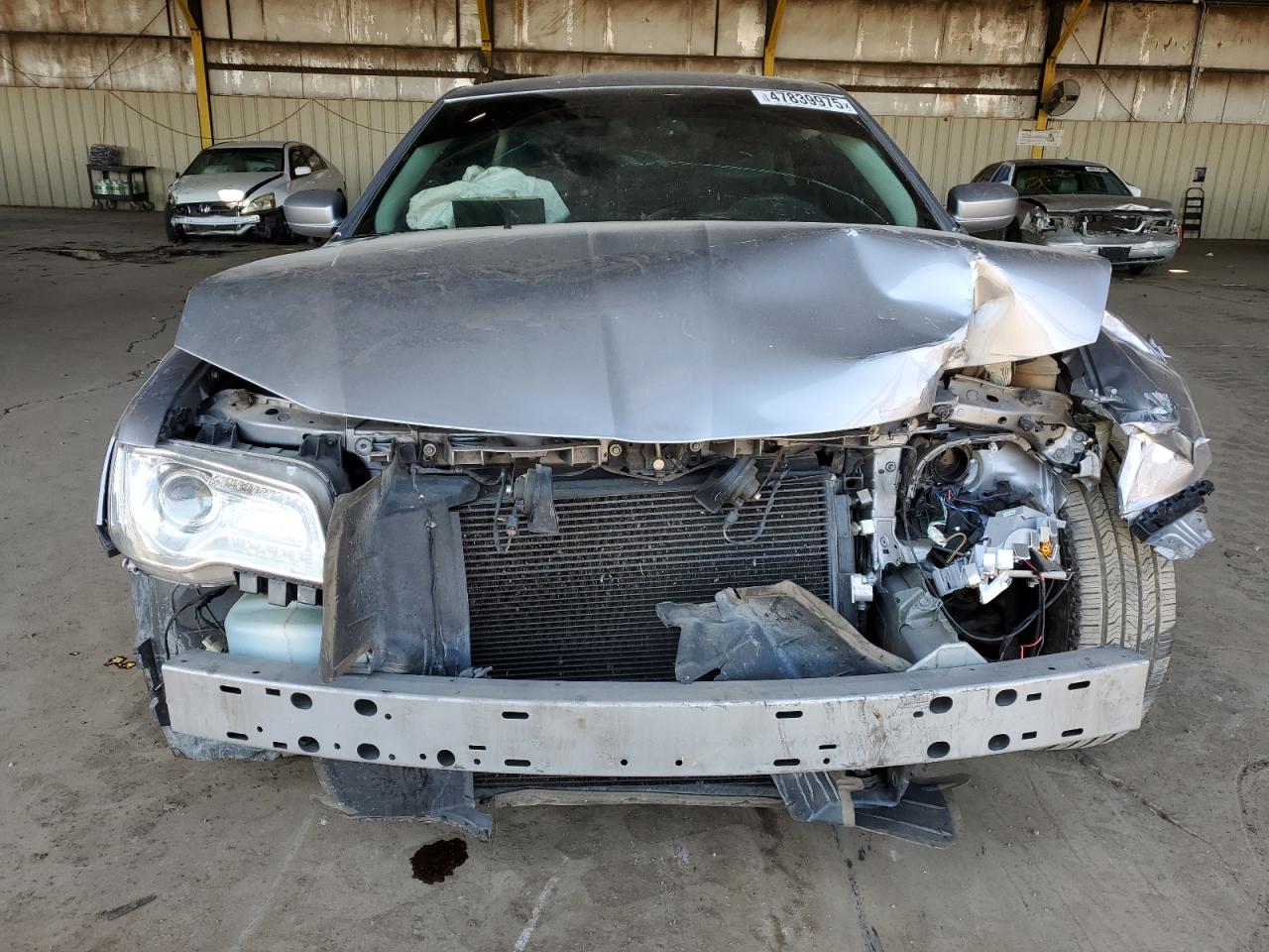 2016 Chrysler 300 - Image 5