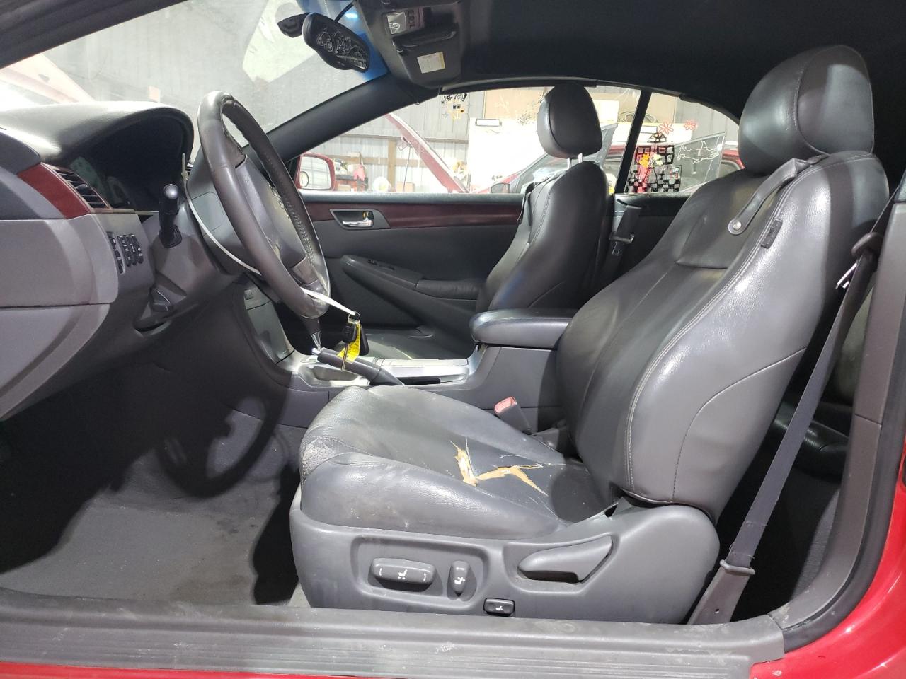 2005 Toyota Camry Solara - Image 7