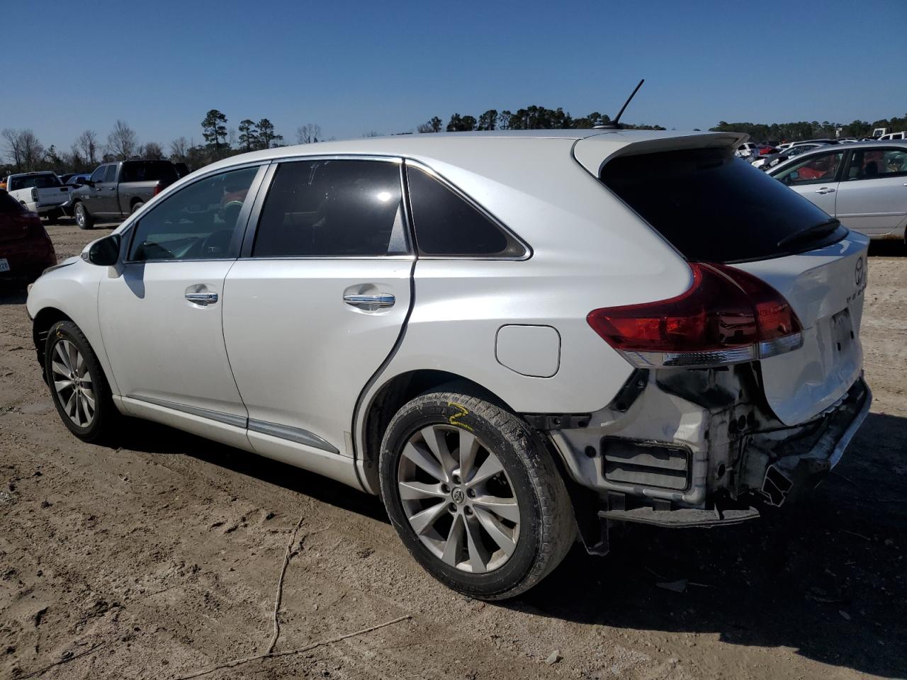 2013 Toyota Venza - Image 2