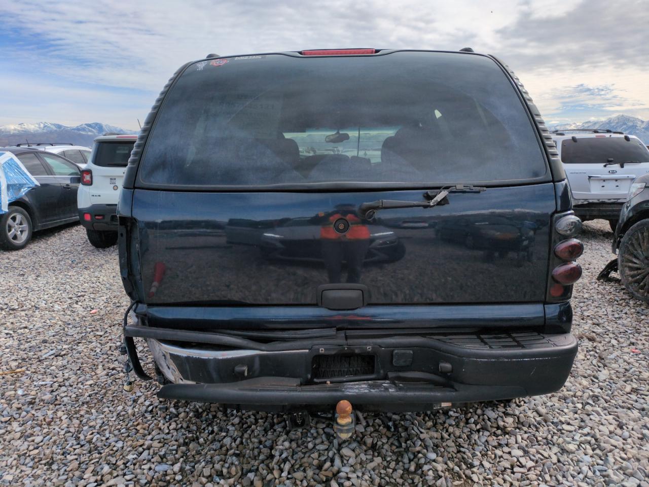 2004 Chevrolet Tahoe - Image 6
