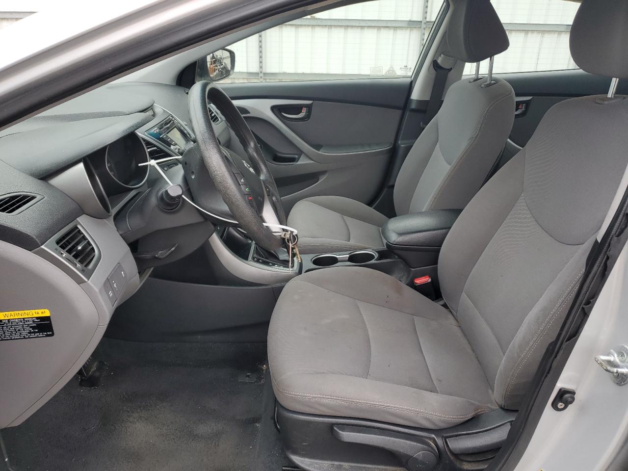 2014 Hyundai Elantra - Image 7
