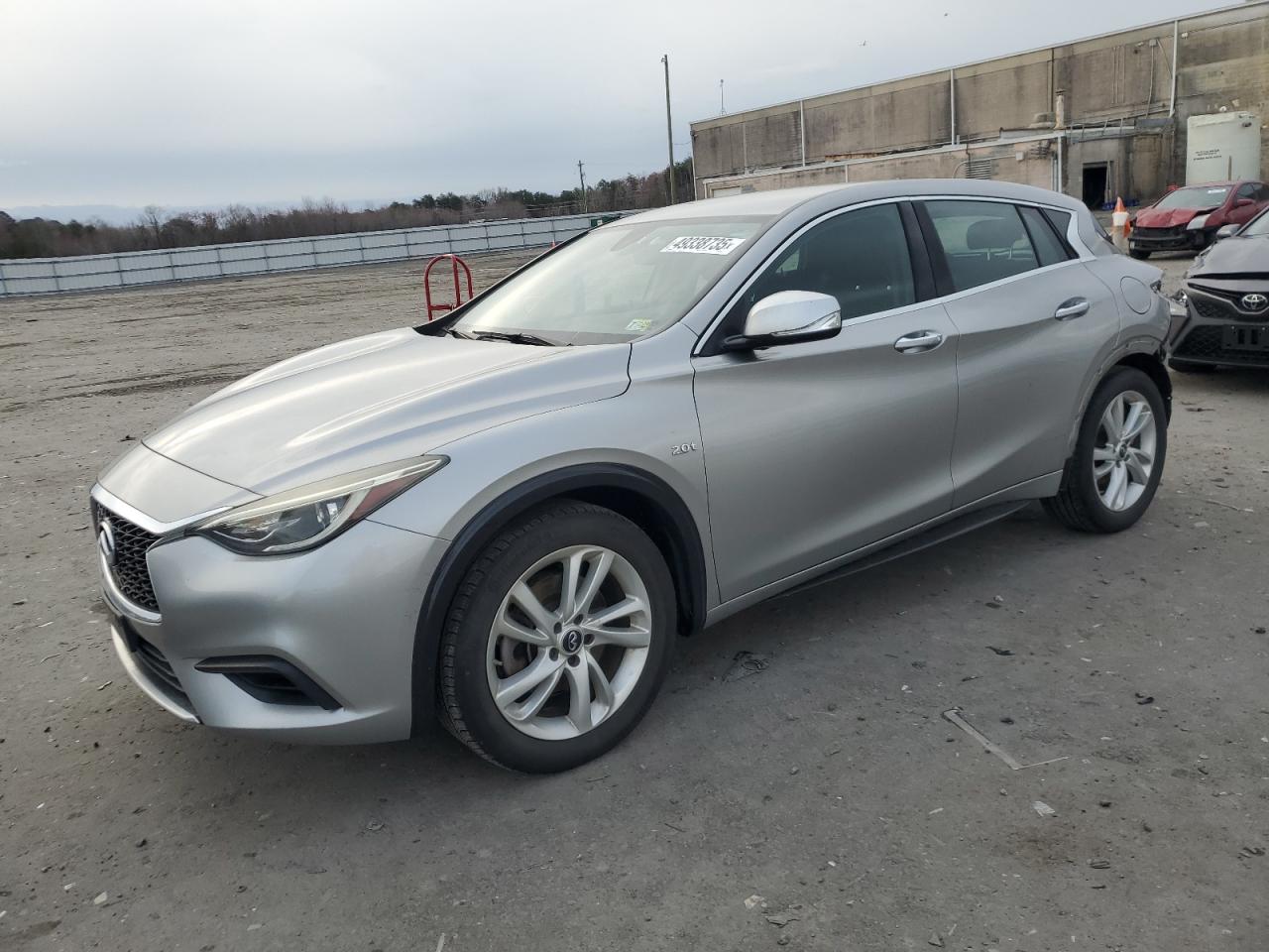 2017 INFINITI QX30