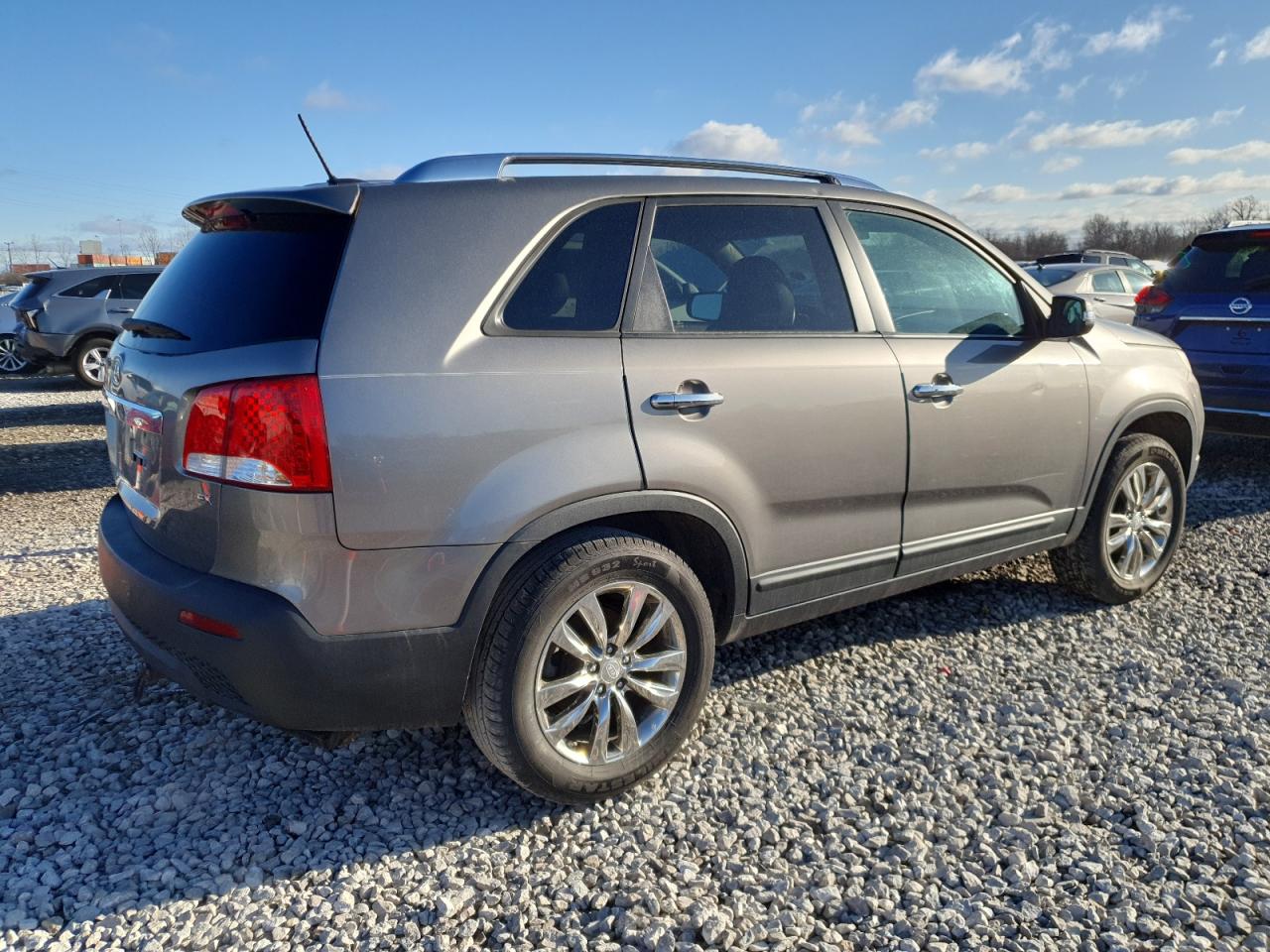 2011 Kia Sorento - Image 3