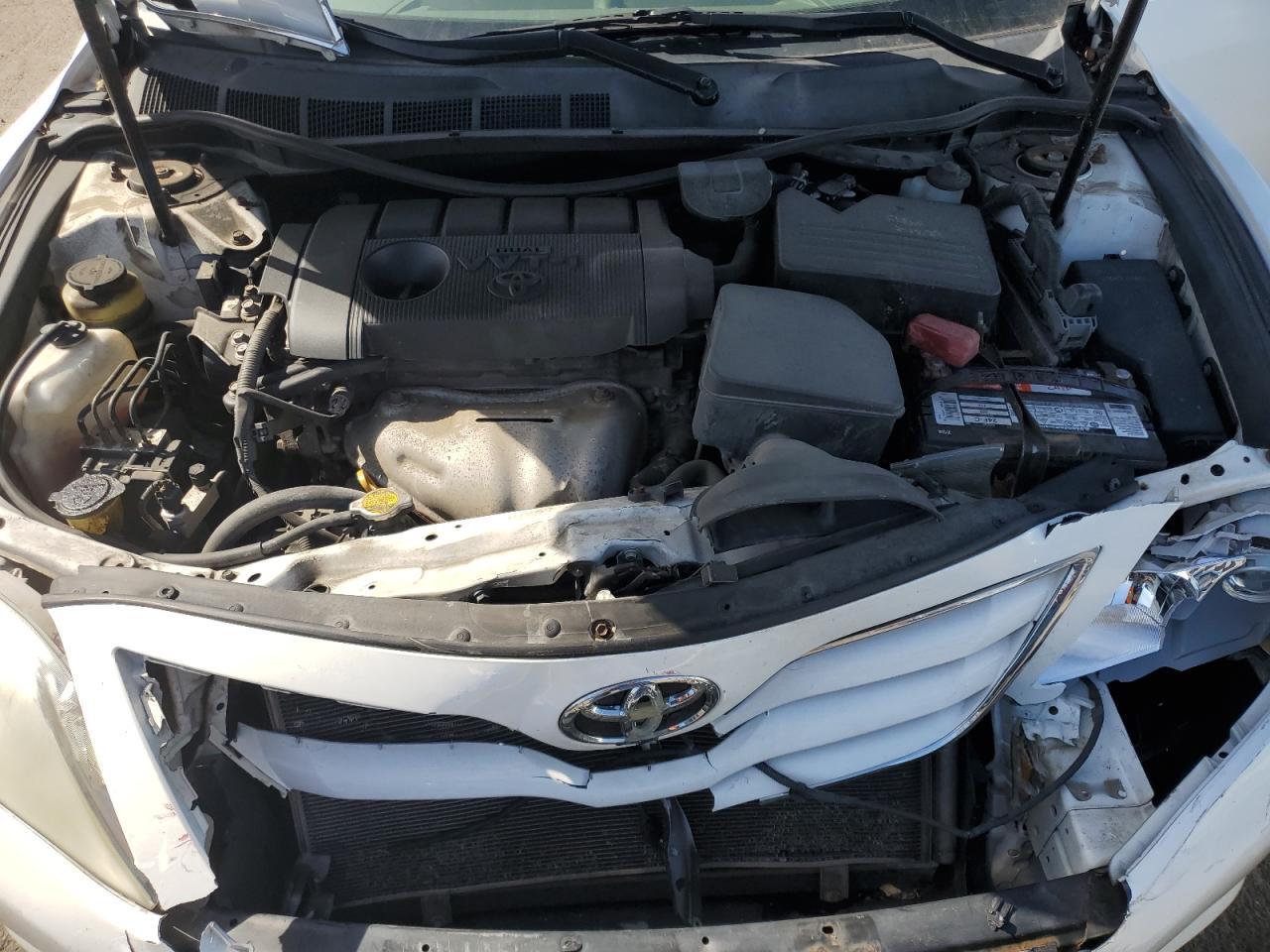 2011 Toyota Camry - Image 11