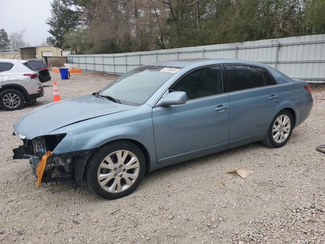 2008 Toyota Avalon - Image 1