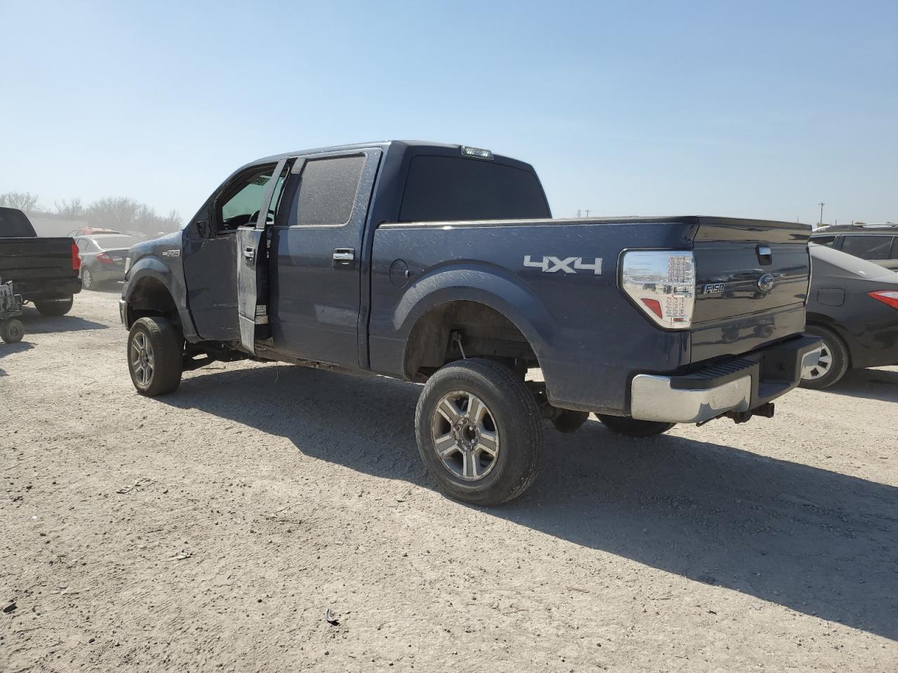2013 Ford F-150 - Image 2