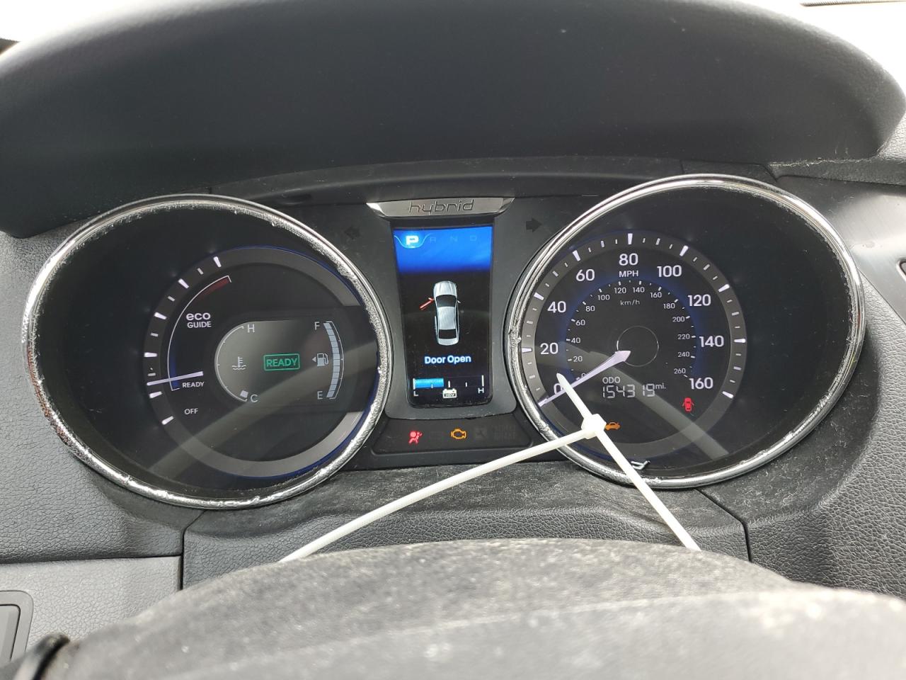 2015 Hyundai Sonata Hybrid VIN: KMHEC4A40FA123673 Lot: 48601475