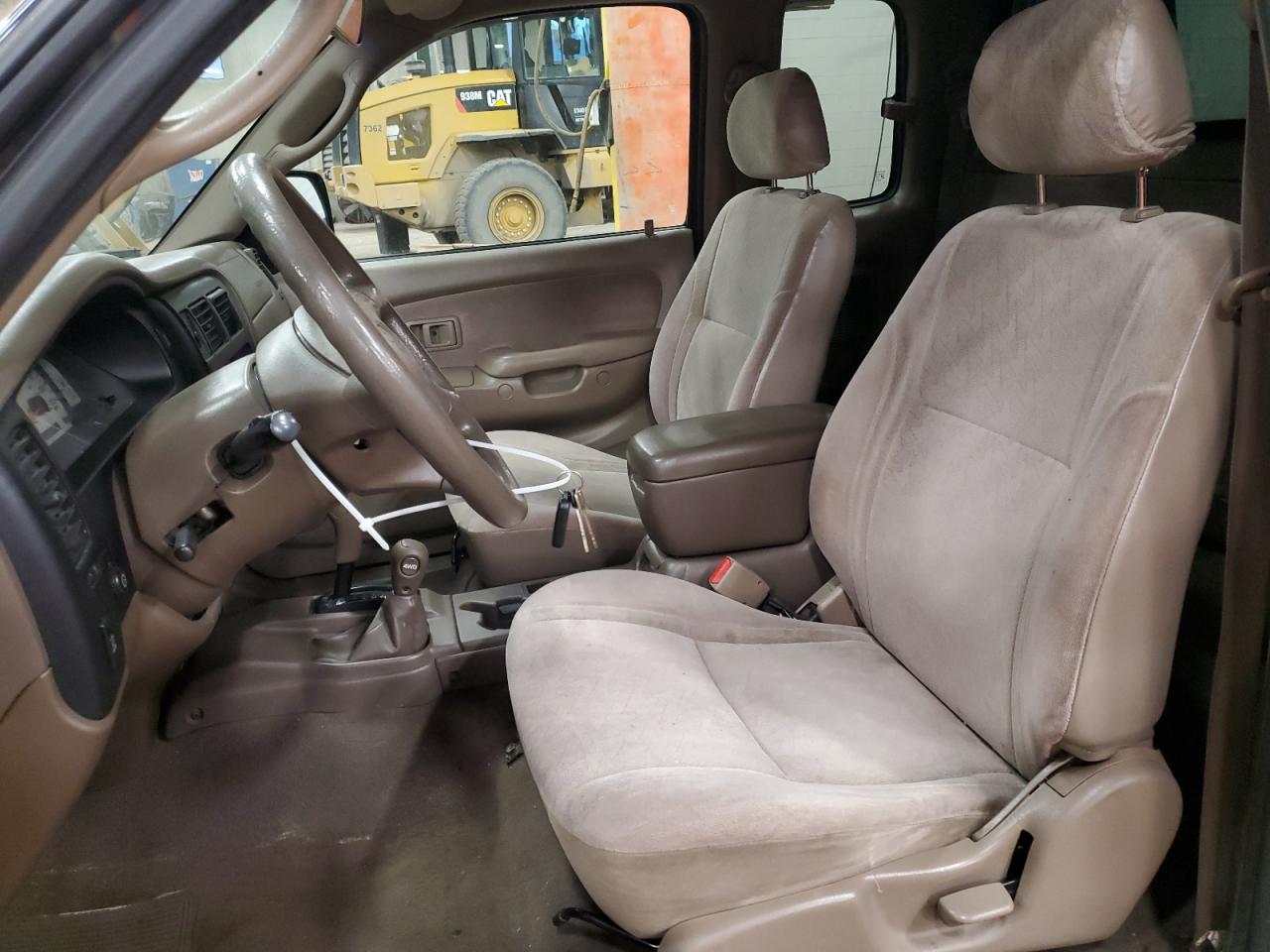 2004 Toyota Tacoma - Image 7