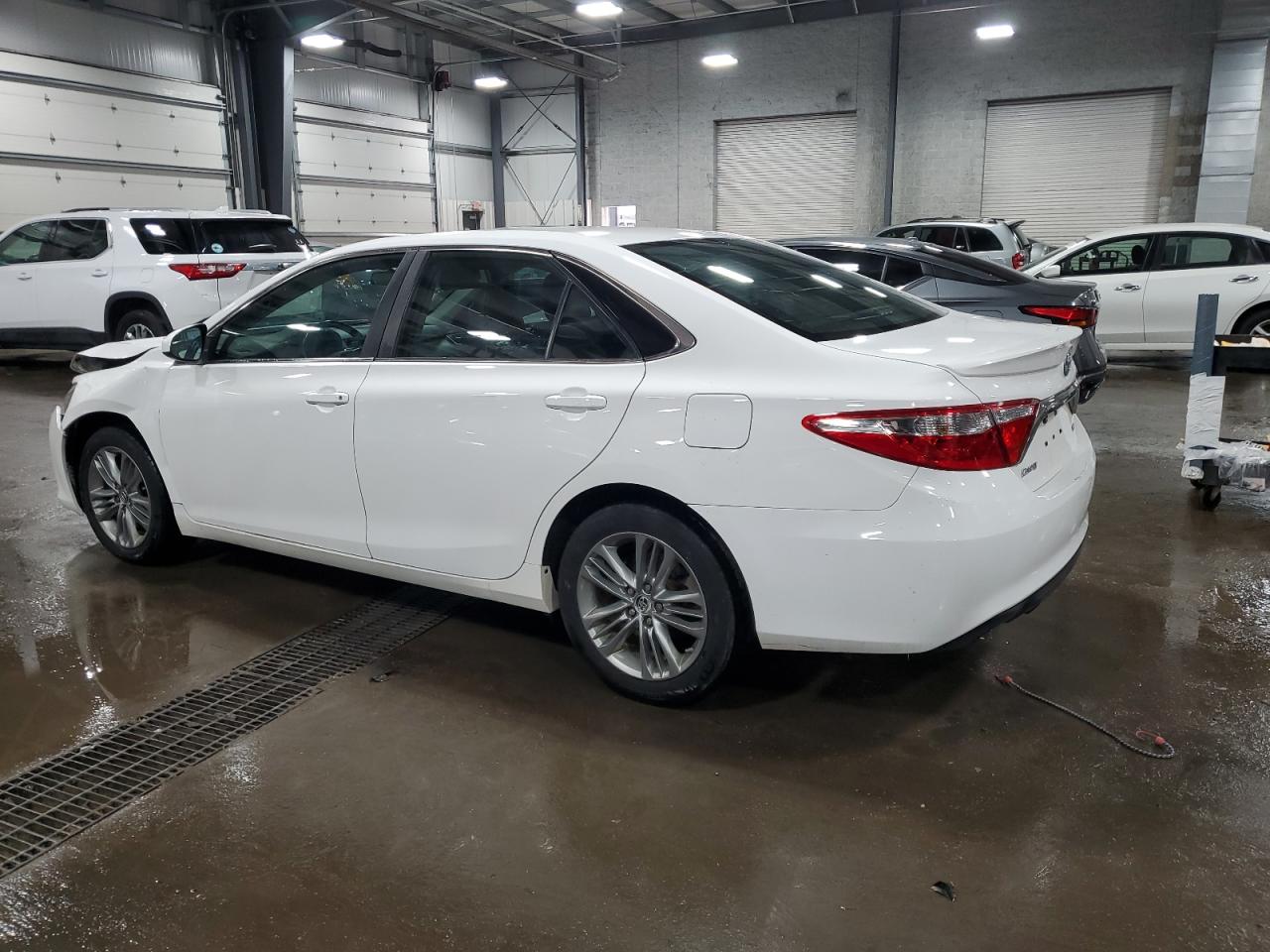 2015 Toyota Camry - Image 2