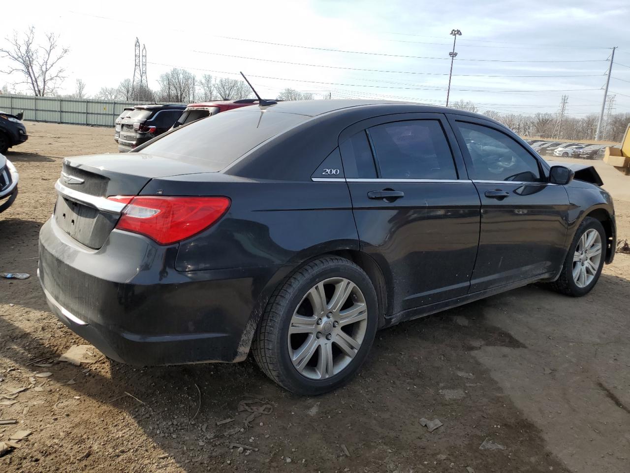 2013 Chrysler 200 - Image 3