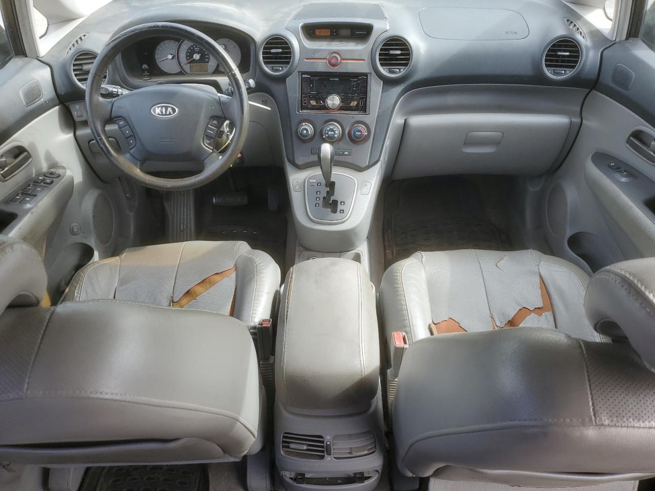 2007 Kia Rondo - Image 8