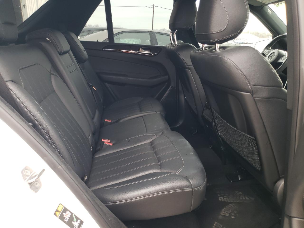 2018 Mercedes-Benz GLE - Image 11