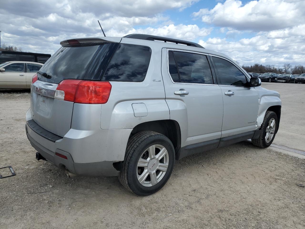 2014 GMC Terrain - Image 3