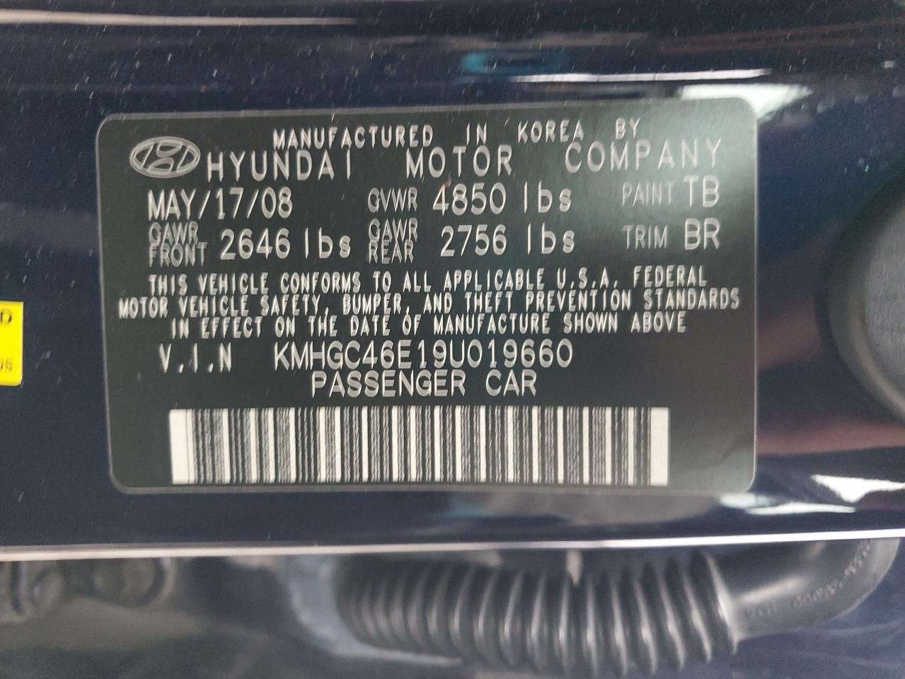 2009 Hyundai Genesis - Image 12