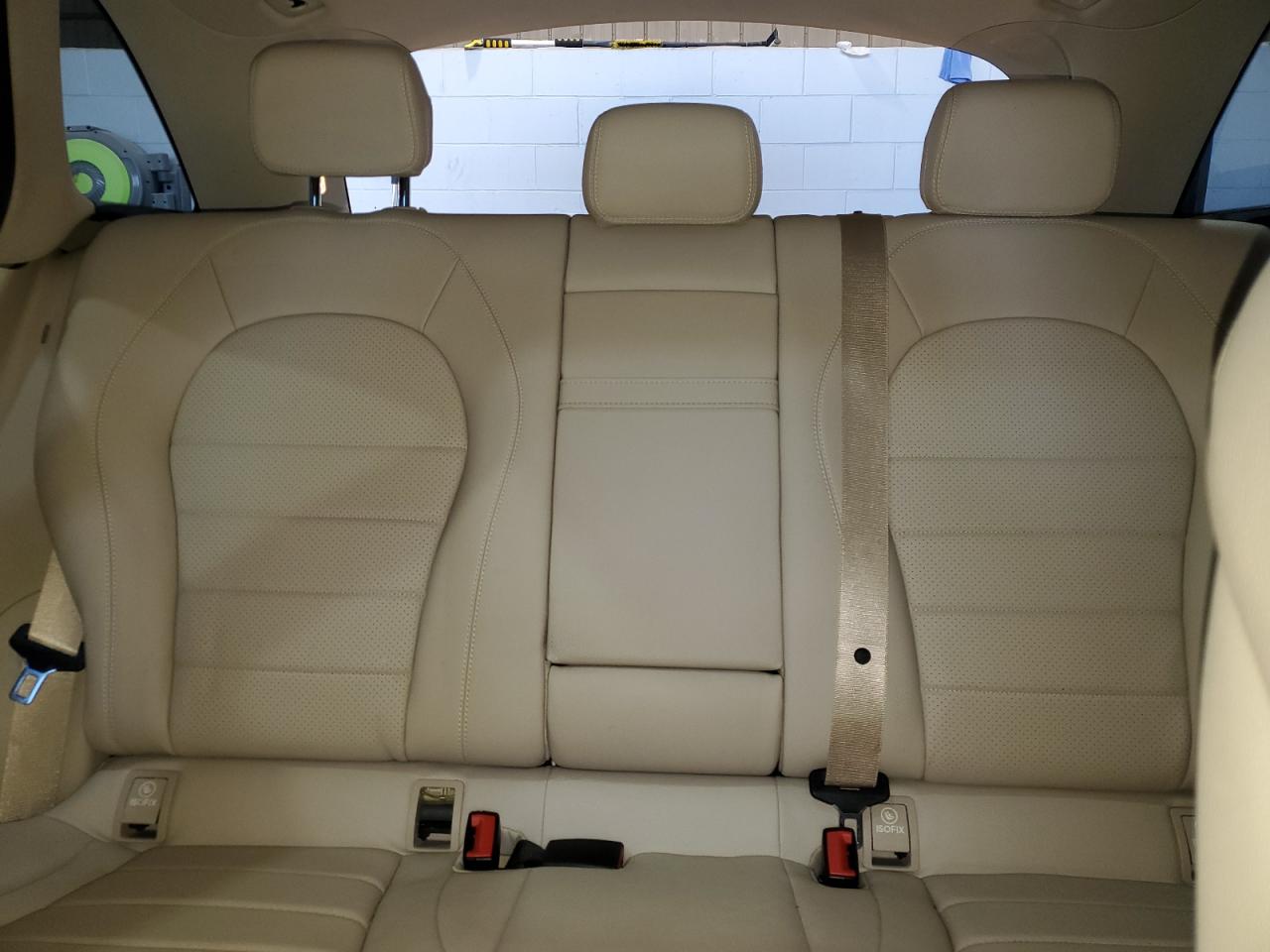 2017 Mercedes-Benz GLC - Image 10