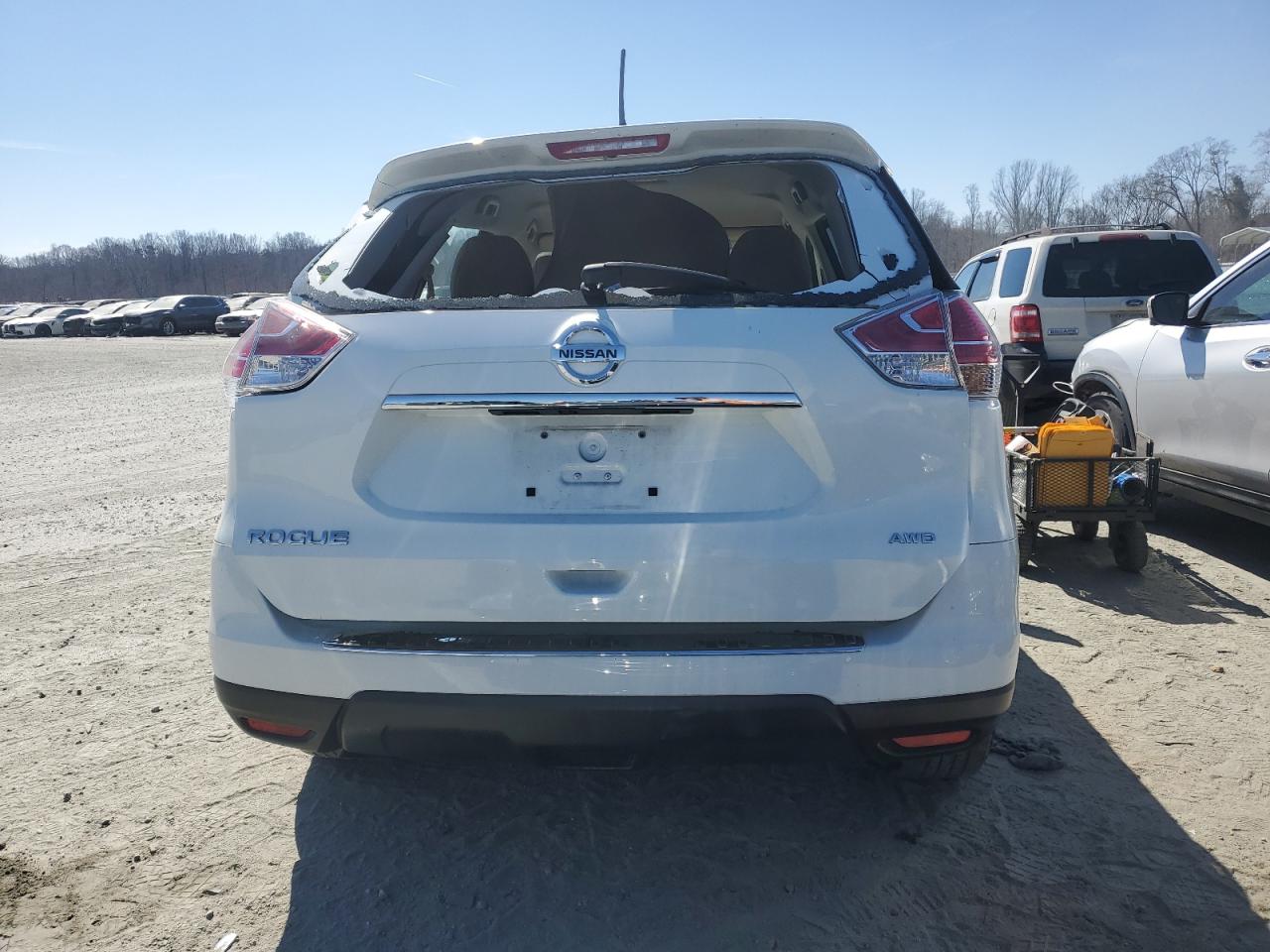 2015 Nissan Rogue - Image 6