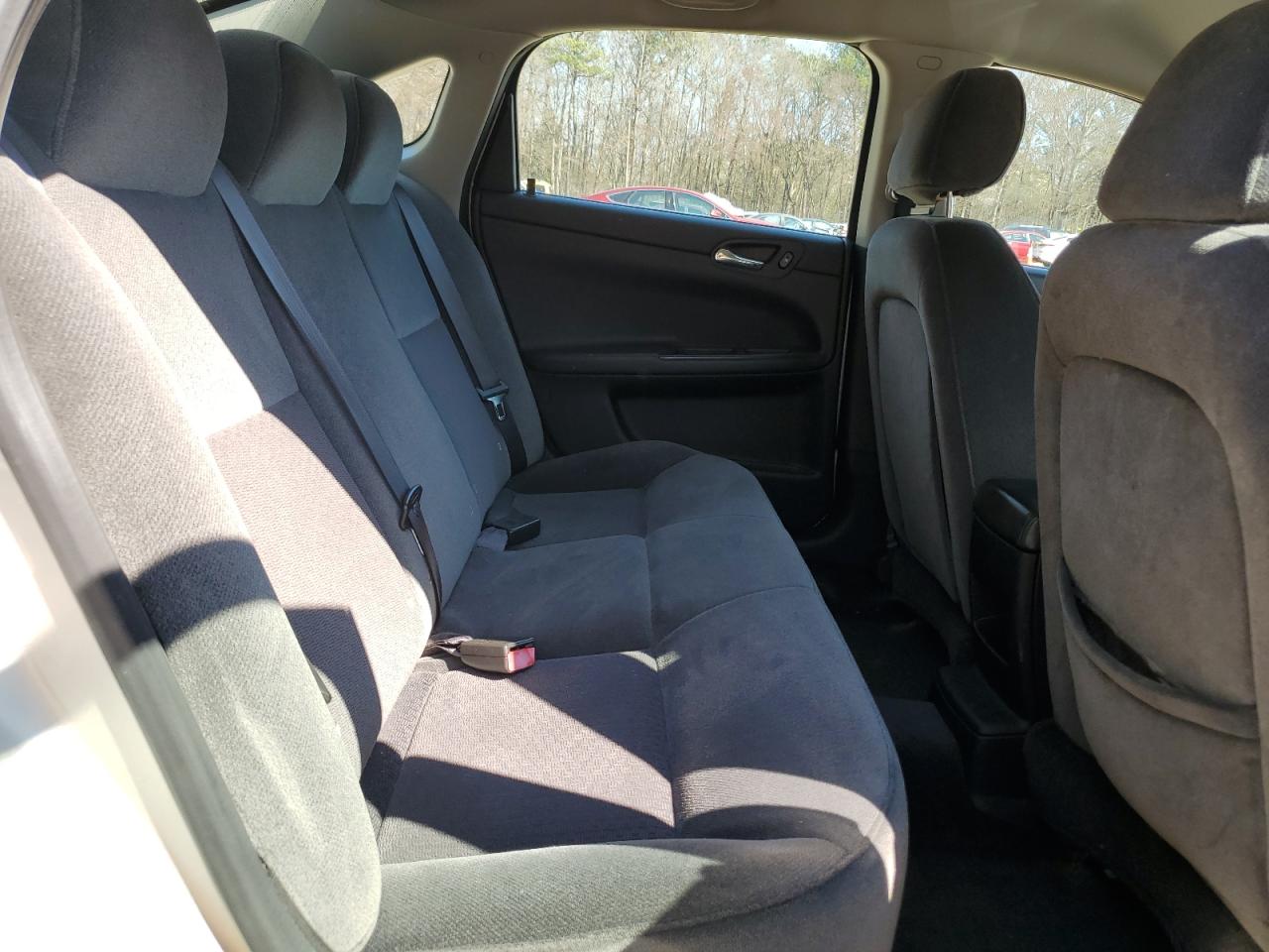 2008 Chevrolet Impala - Image 10