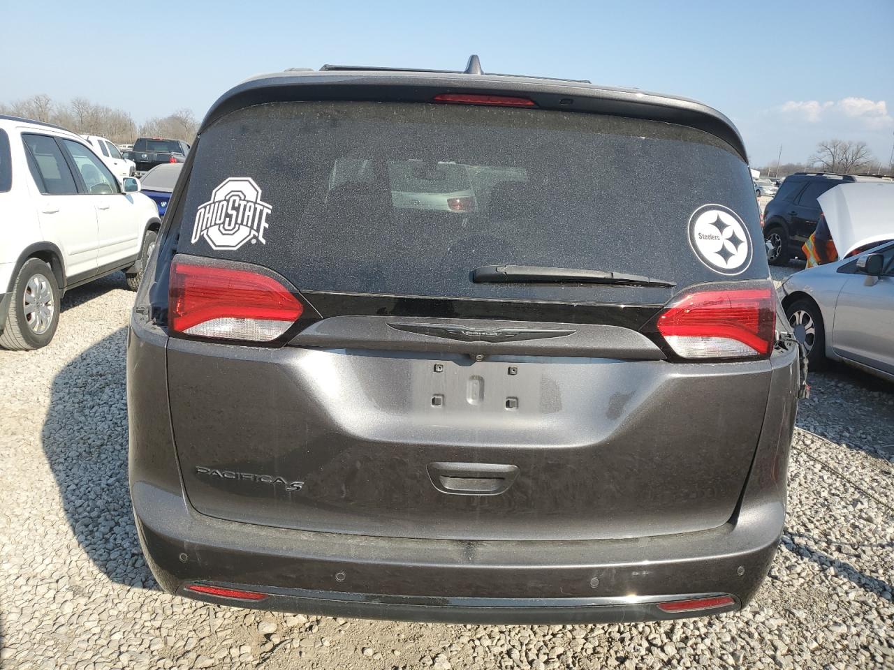 2018 Chrysler Pacifica - Image 6