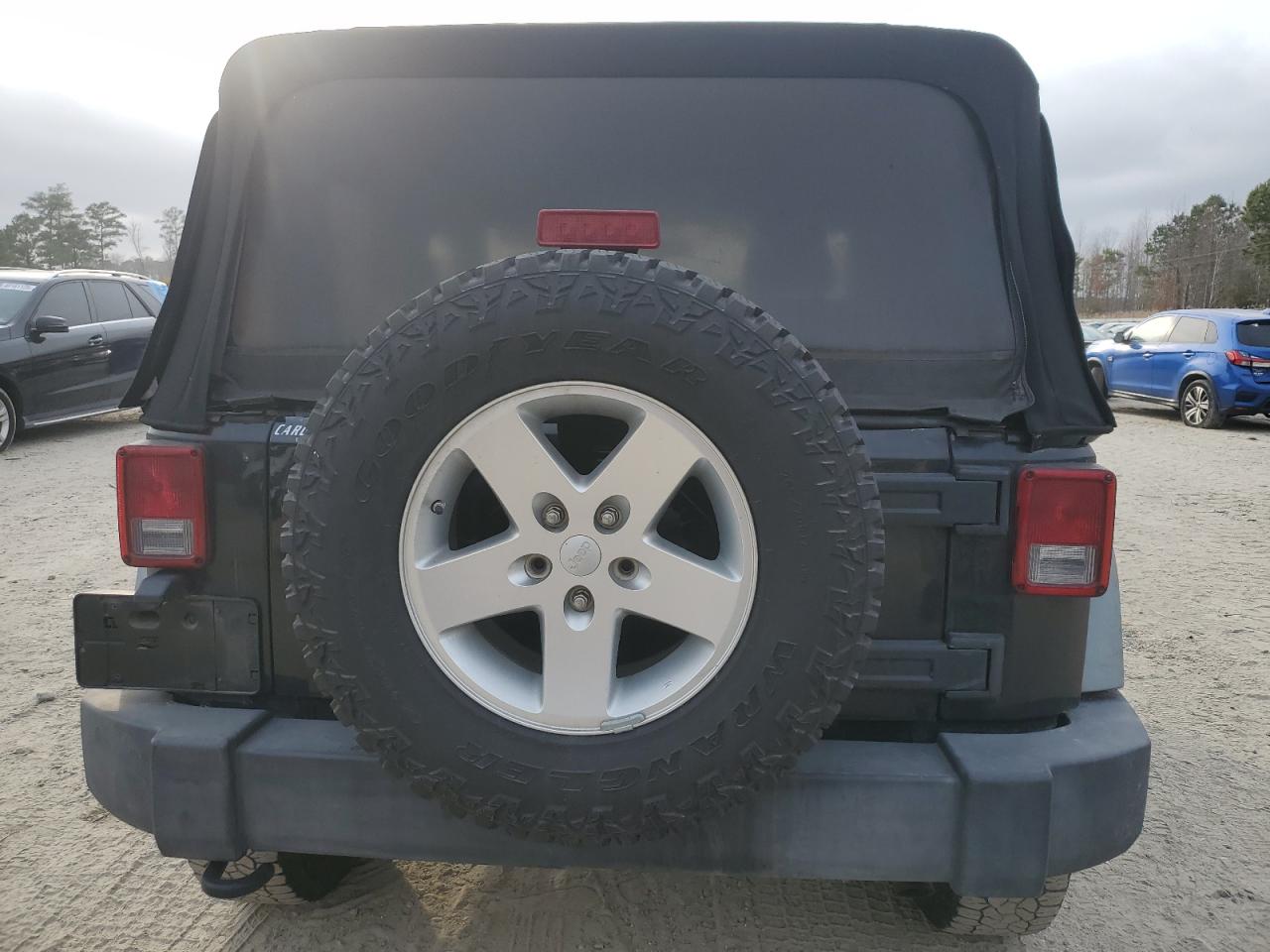 2012 Jeep Wrangler - Image 6