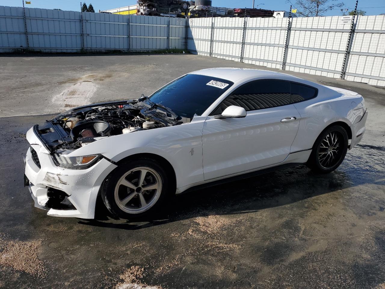 2016 Ford Mustang  للبيع في Antelope، CA - Front End