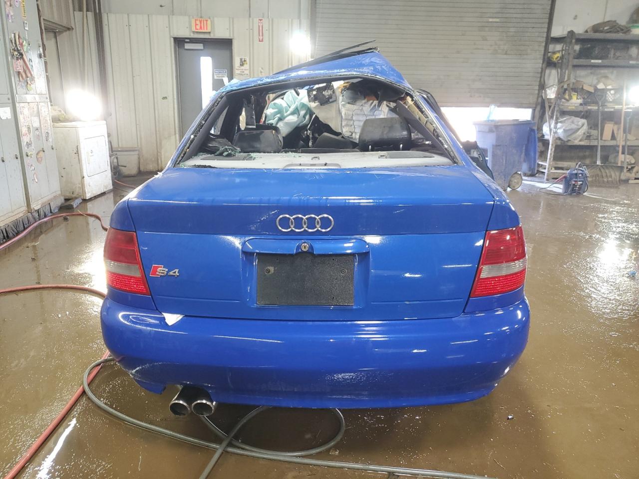 2000 Audi S4 2.7 Quattro VIN: WAUDD68D7YA074860 Lot: 87192114