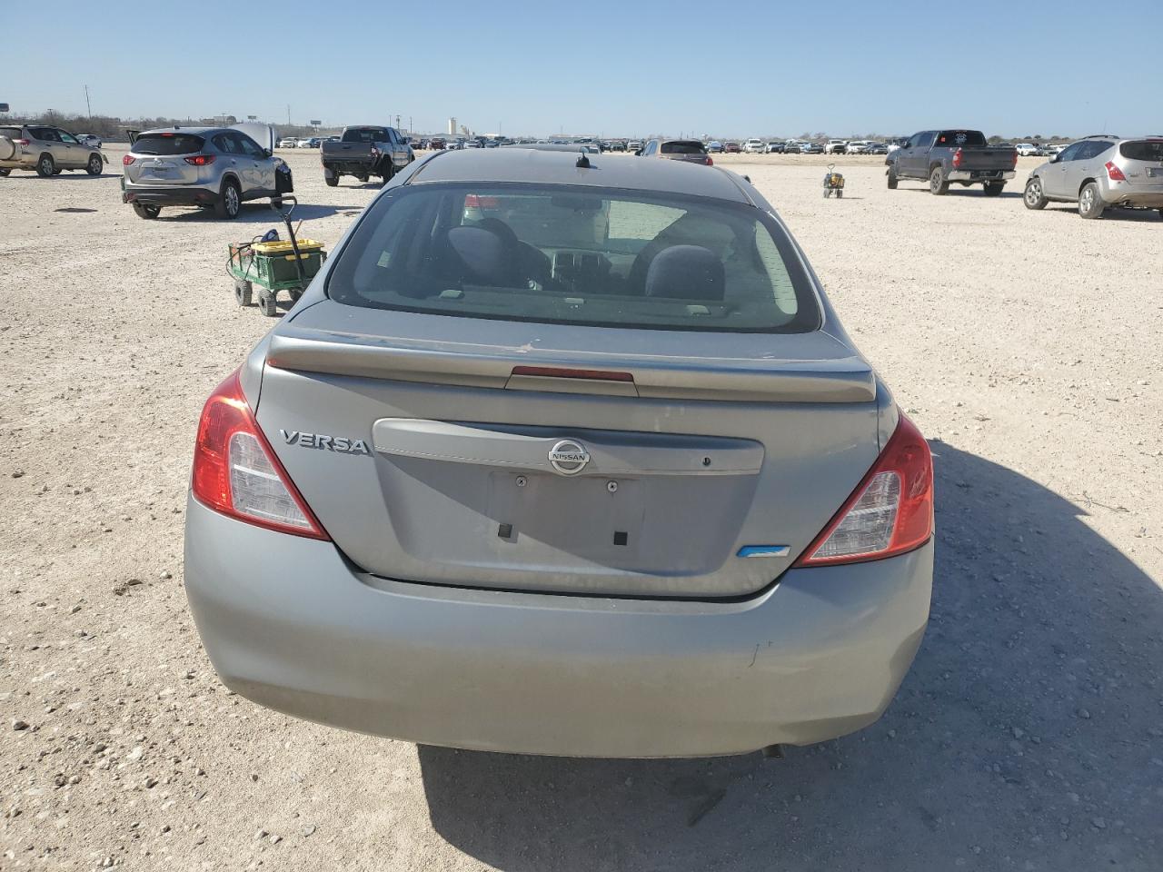 2014 Nissan Versa - Image 6