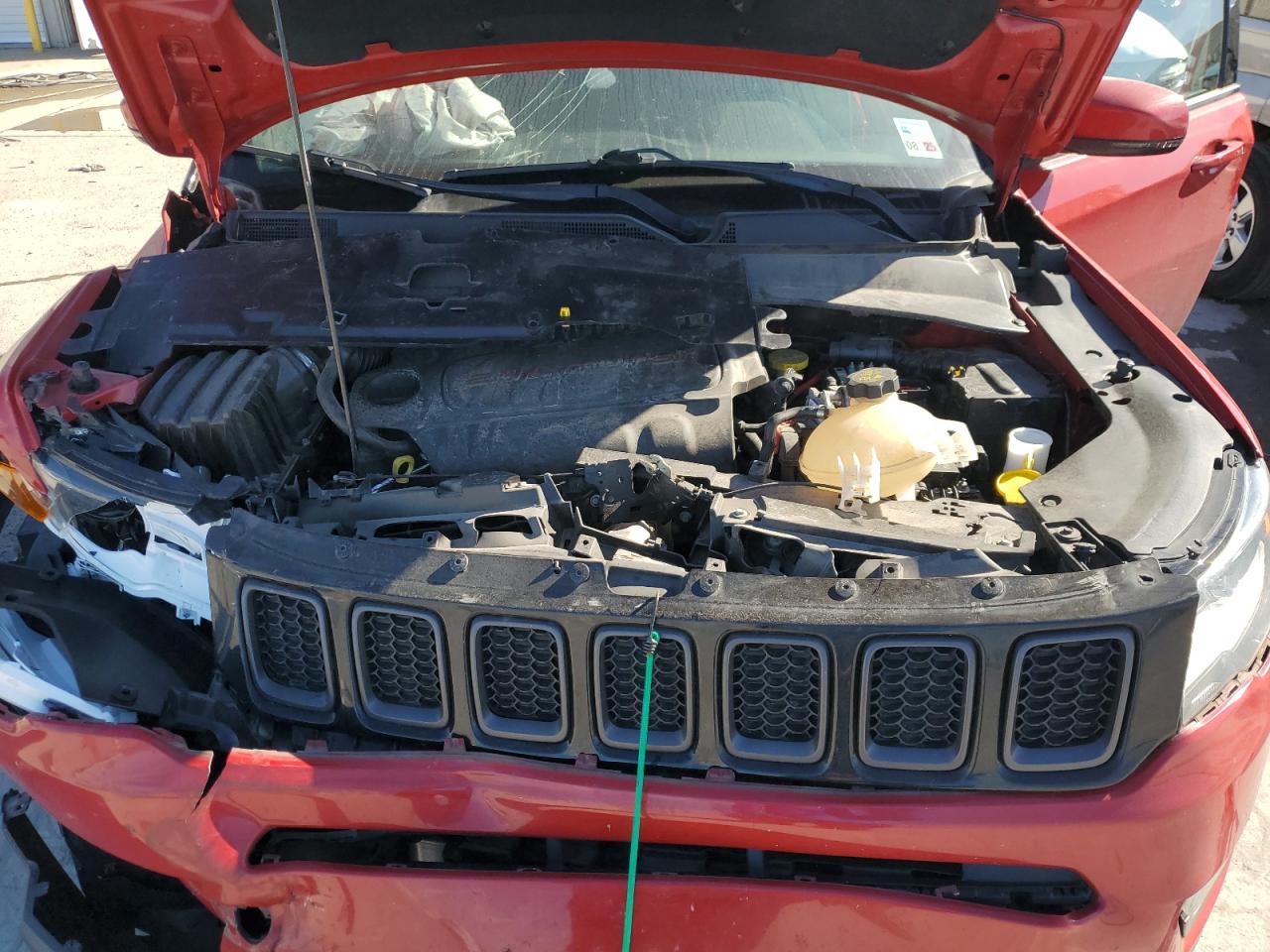 2020 Jeep Compass - Image 12