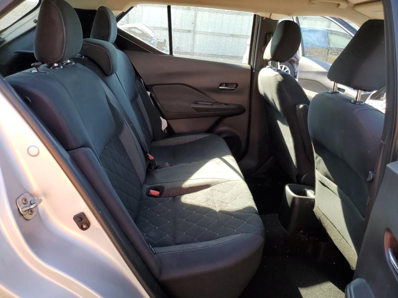 2020 Nissan Kicks - Image 11