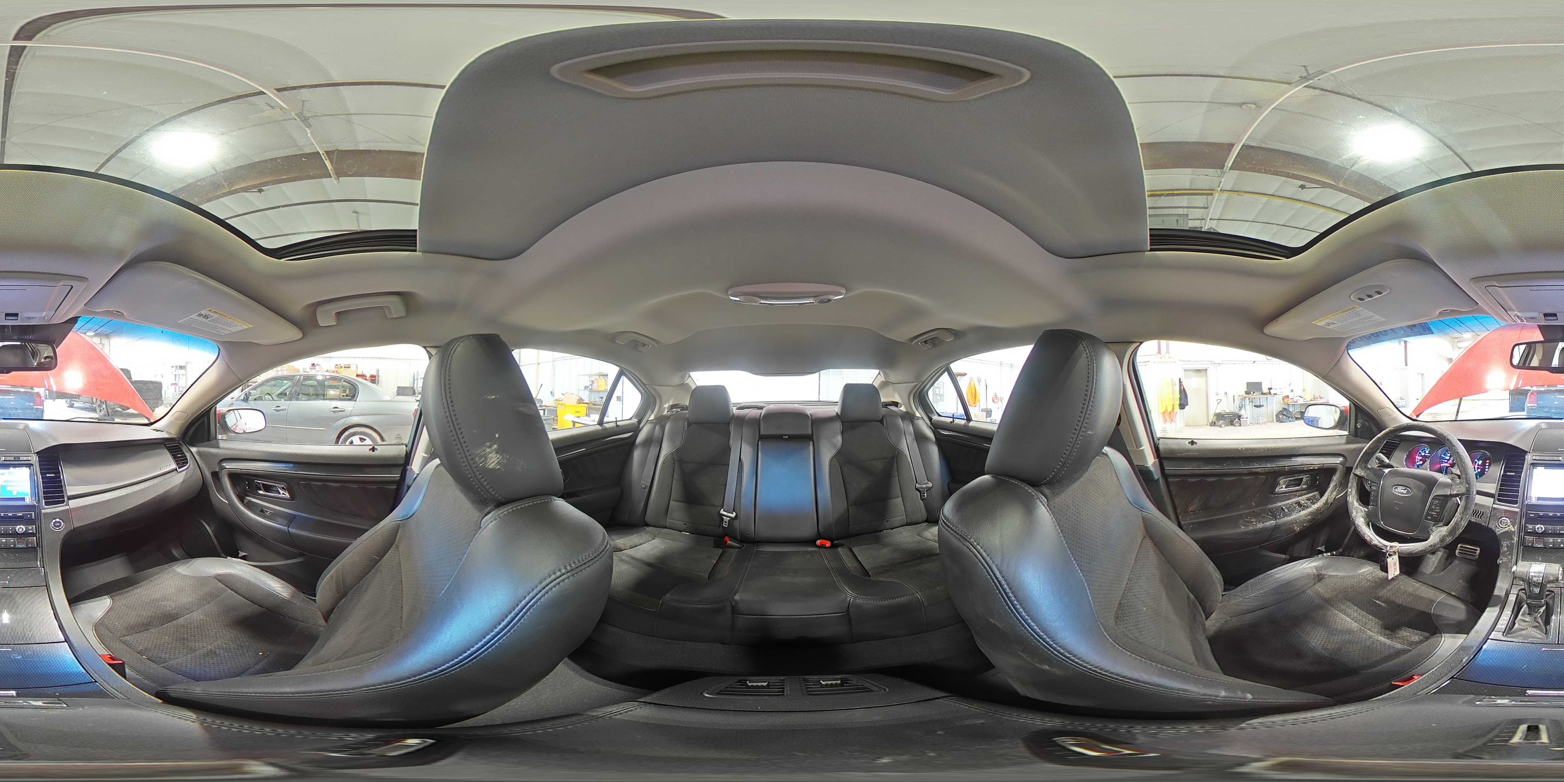 2011 Ford Taurus - Image 12
