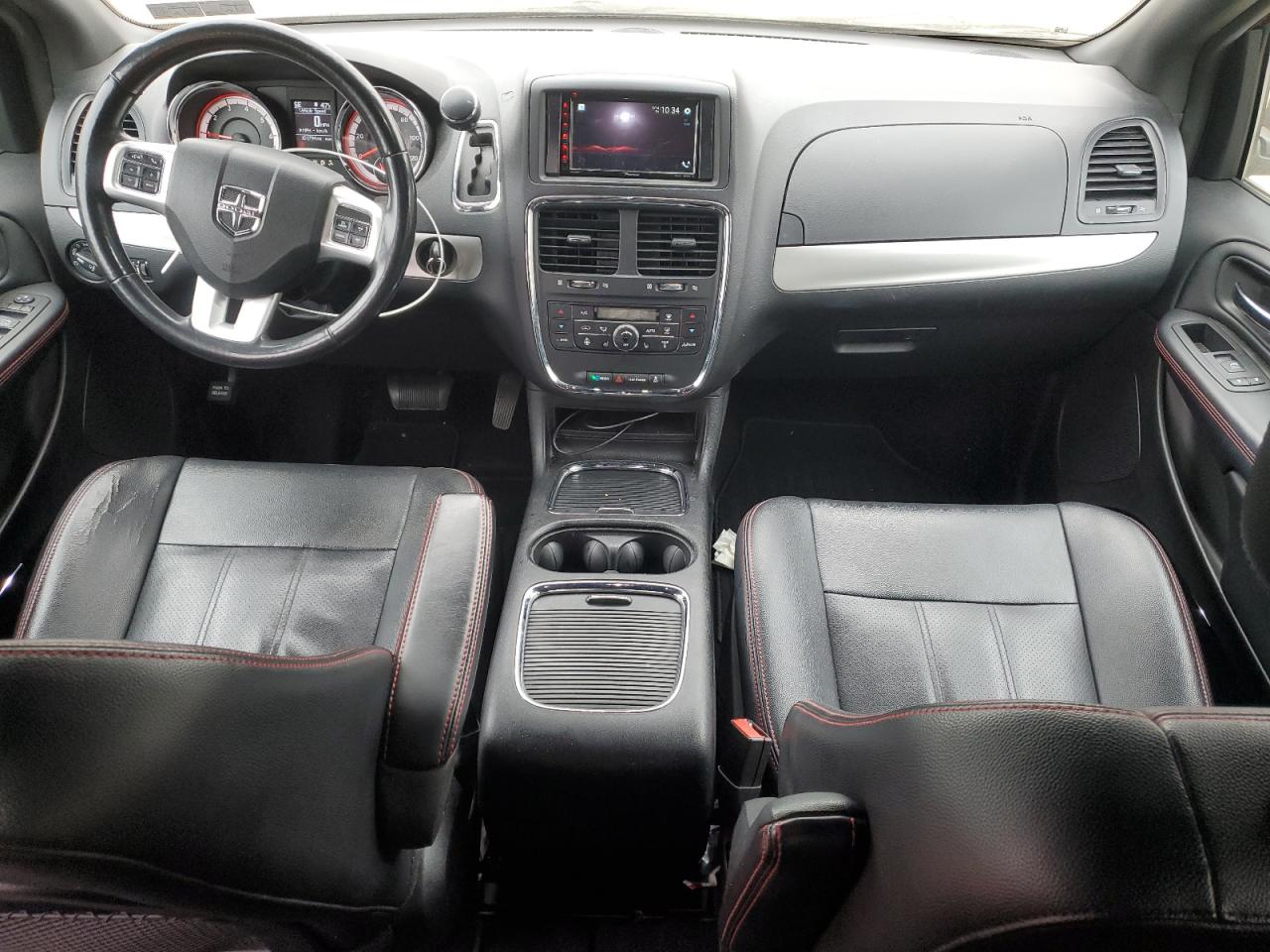 2019 Dodge Caravan - Image 8