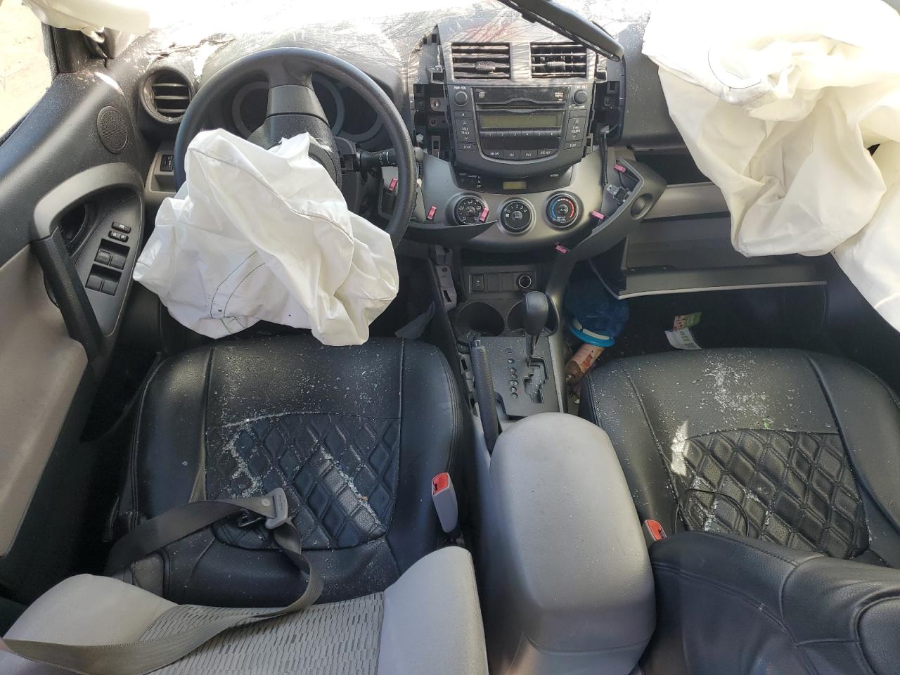 2011 Toyota RAV 4 - Image 8