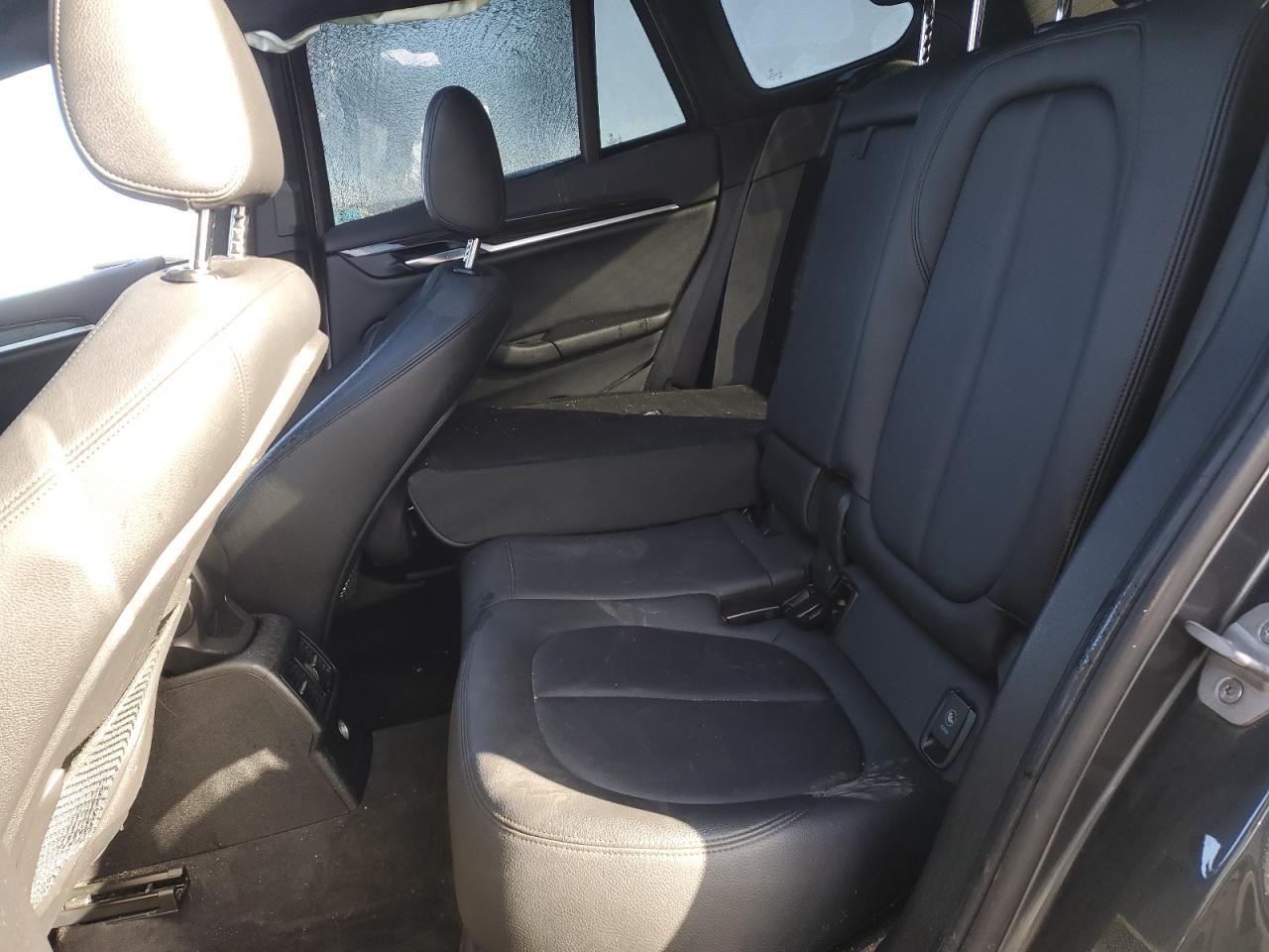 2017 BMW X1 - Image 11