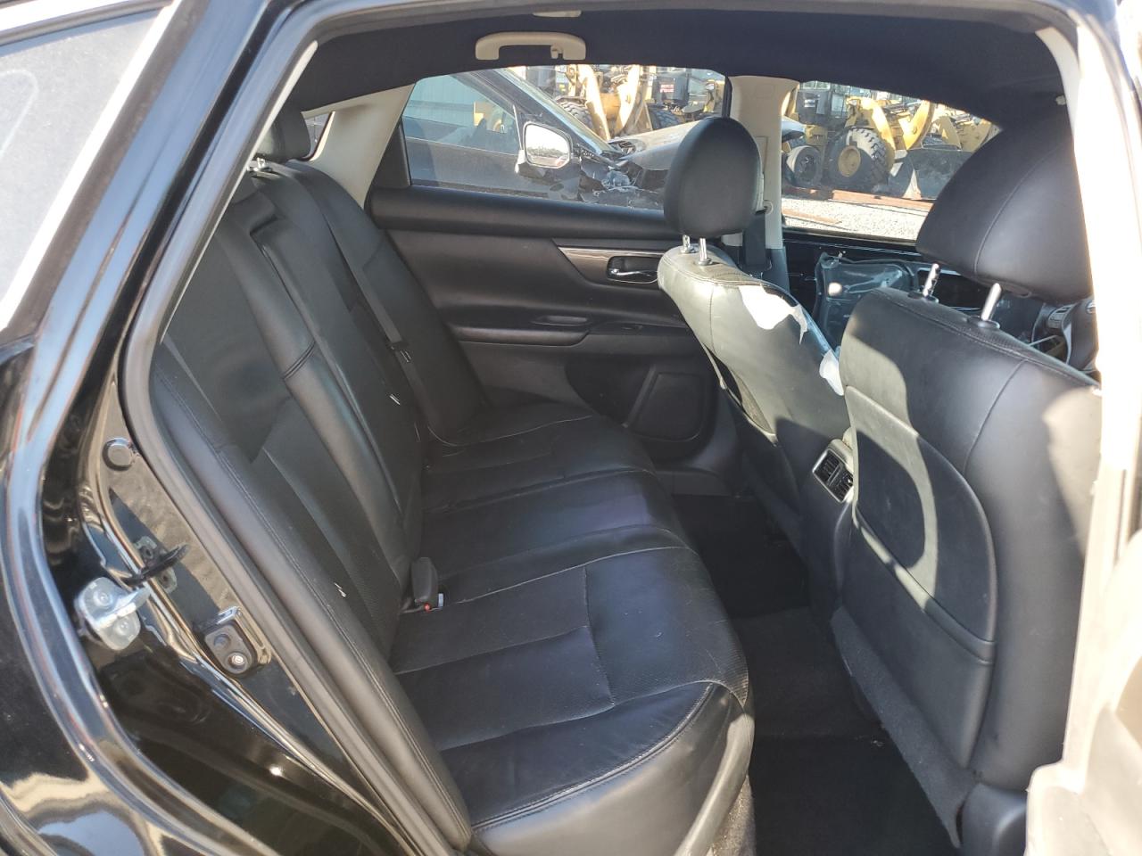 2014 Nissan Altima - Image 10
