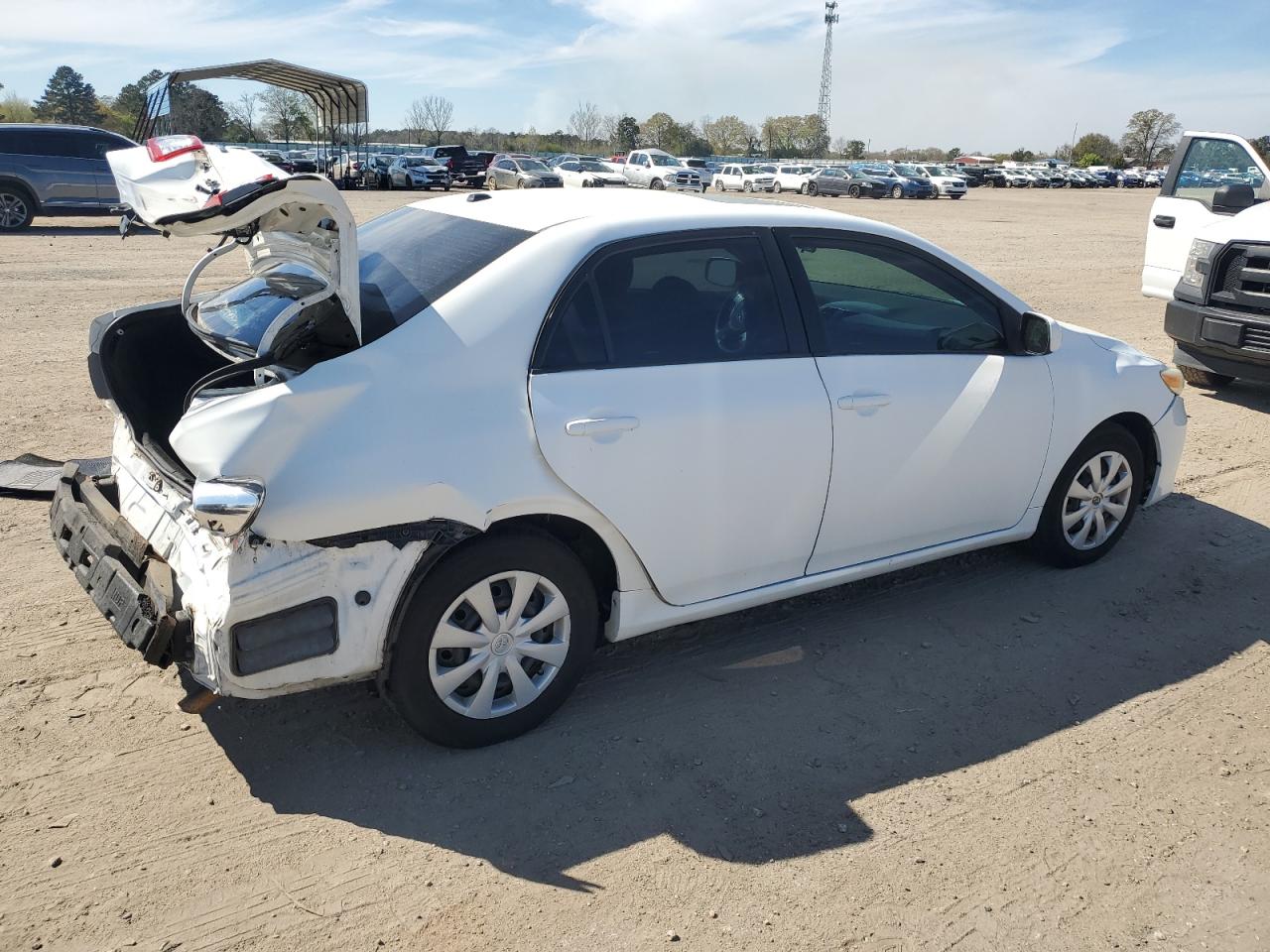 2011 Toyota Corolla - Image 3