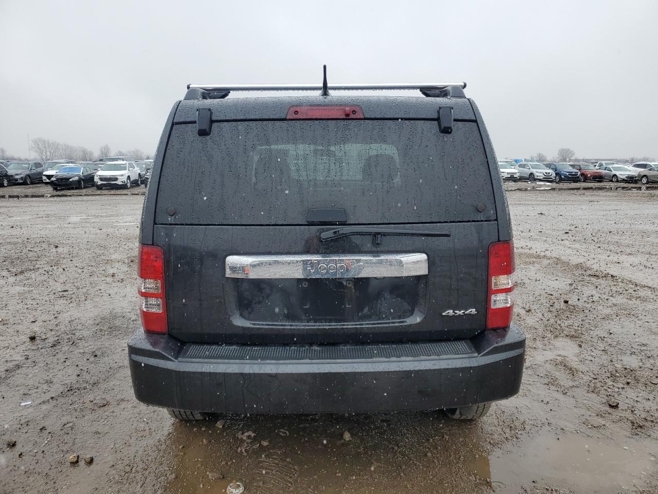 2011 Jeep Liberty (North America) - Image 6