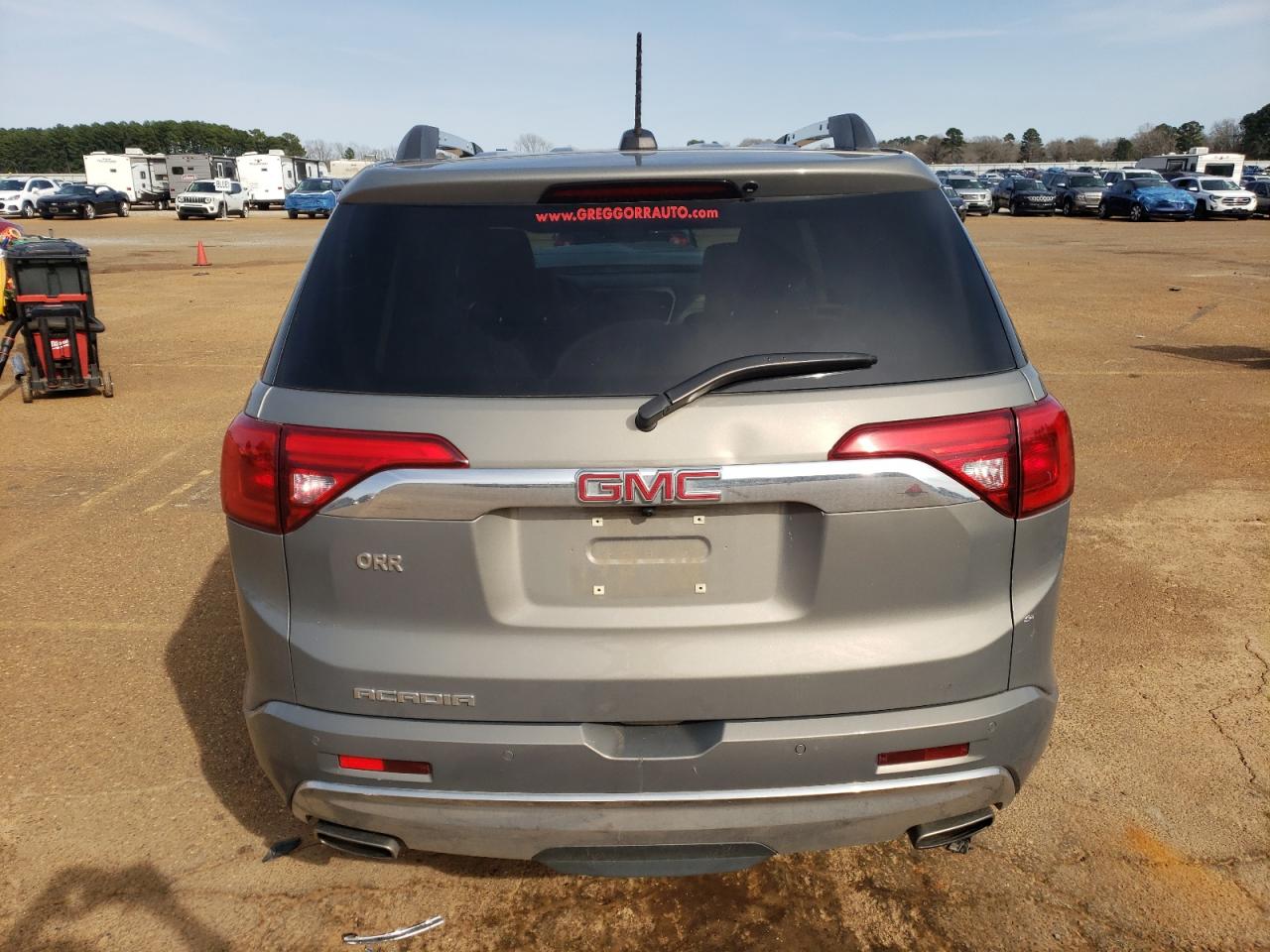 2019 GMC Acadia - Image 6