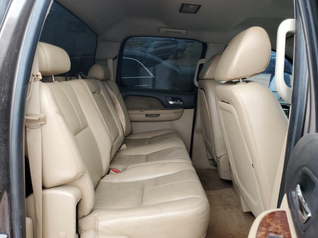 2008 Chevrolet Silverado - Image 10