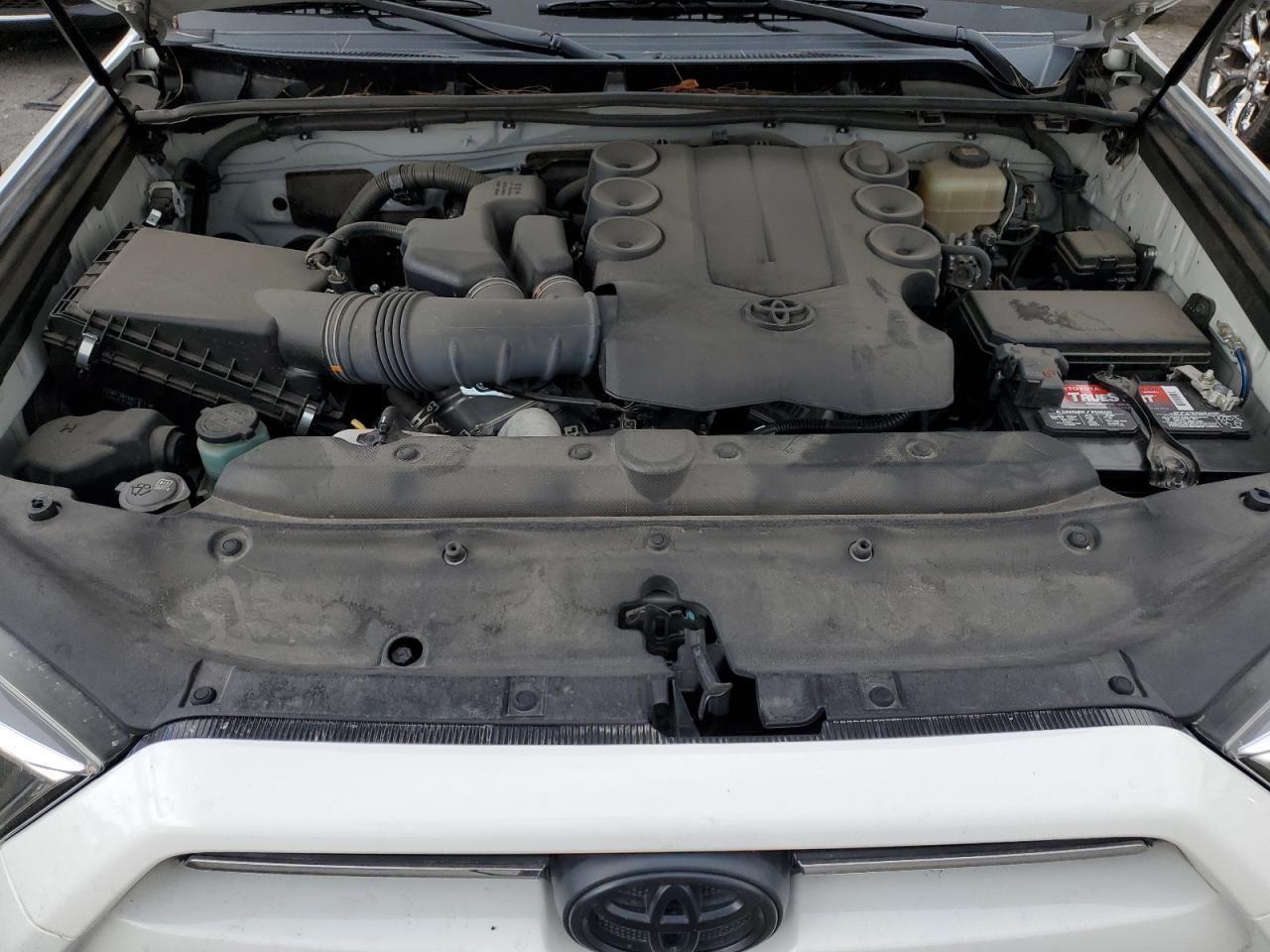 2021 Toyota 4Runner - Image 12