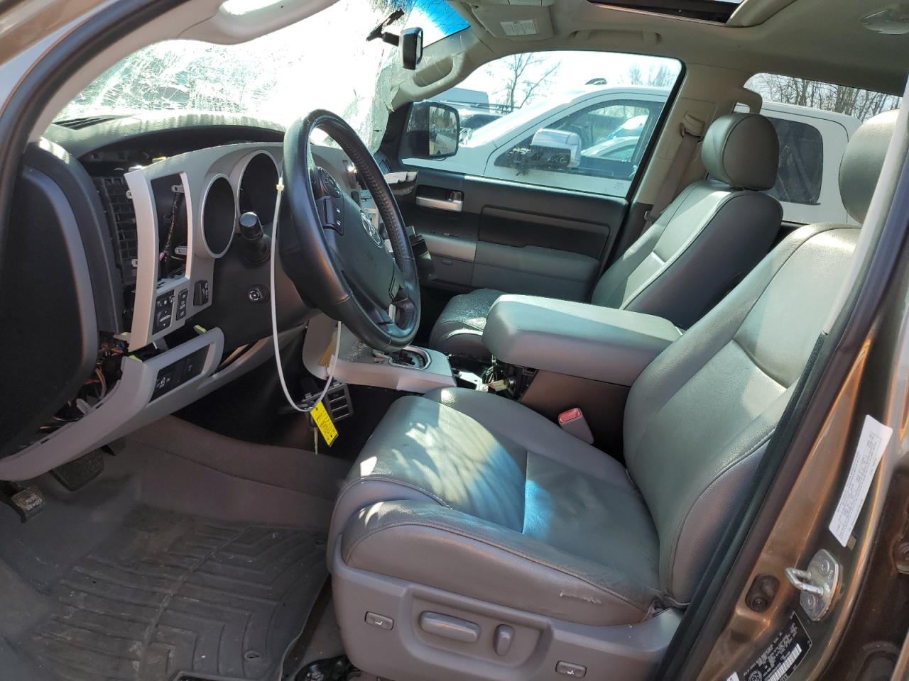 2009 Toyota Tundra - Image 7