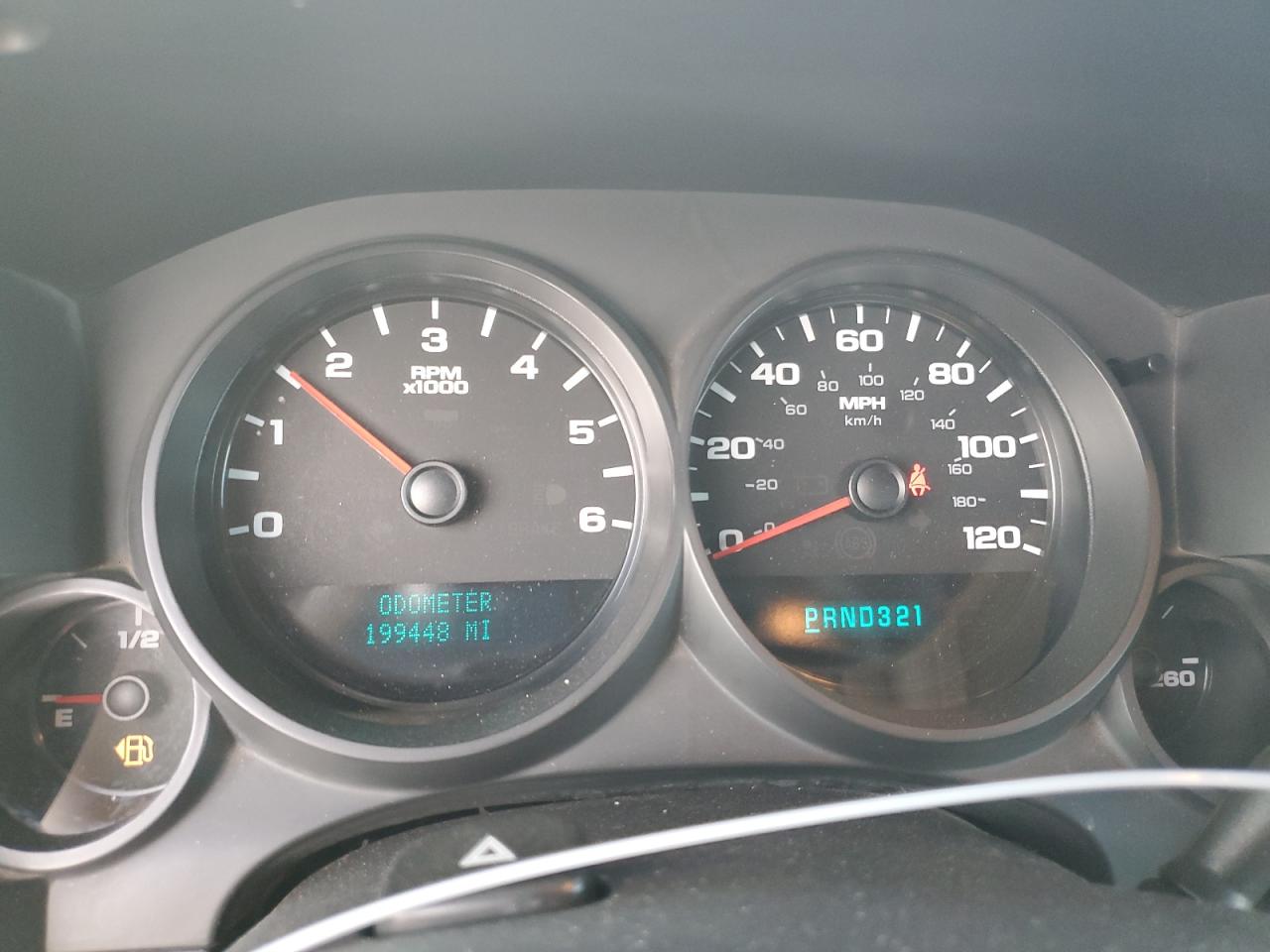 2007 Chevrolet Silverado - Image 9