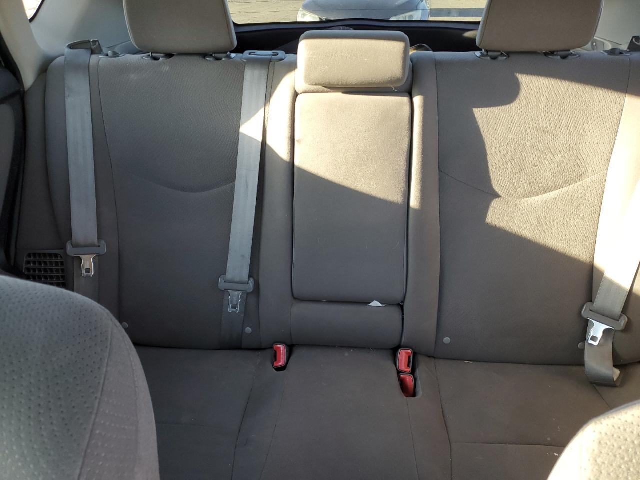 2014 Toyota Prius - Image 10