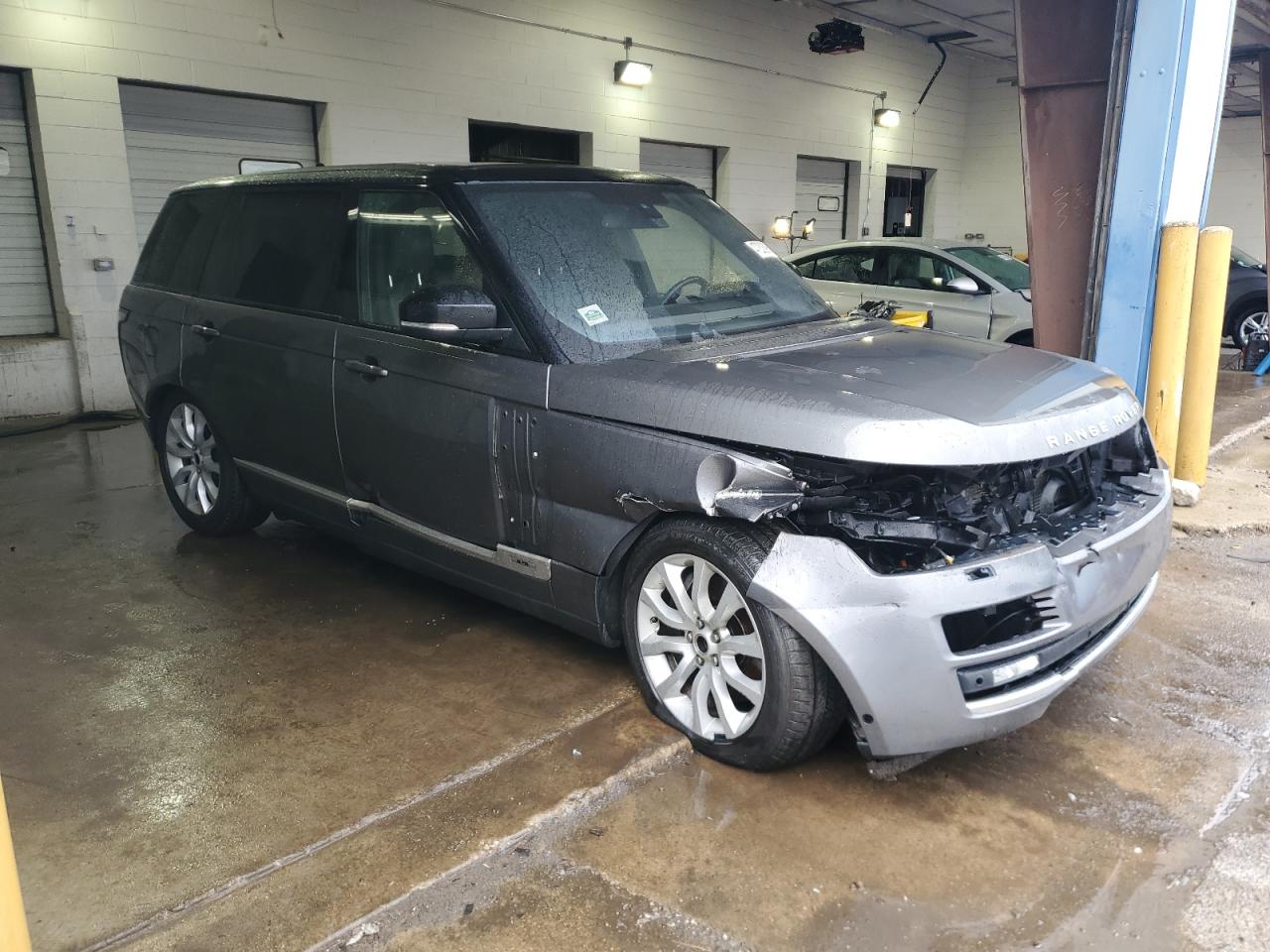 2016 Land Rover Range Rover - Image 4