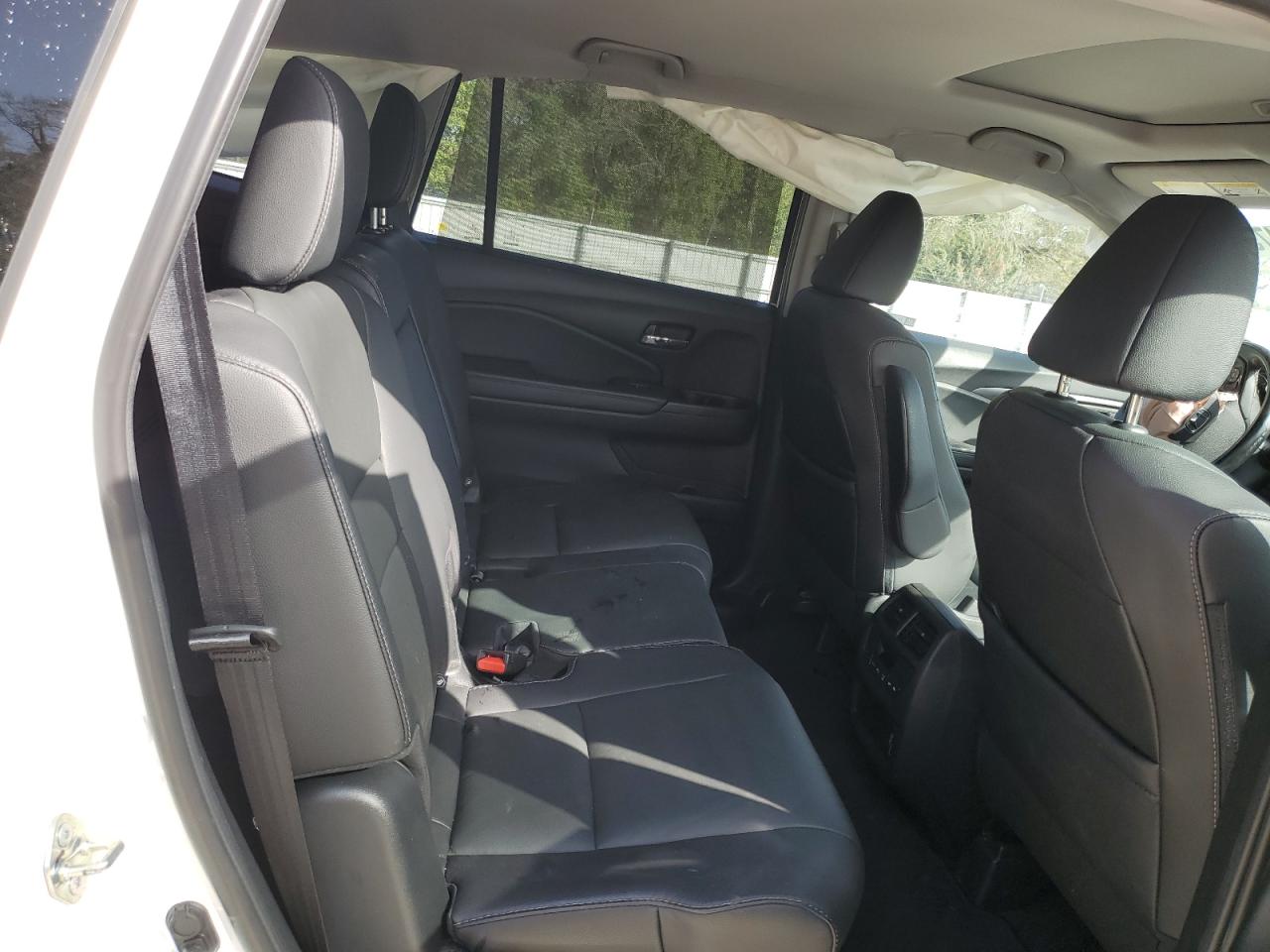 2021 Honda Pilot - Image 11