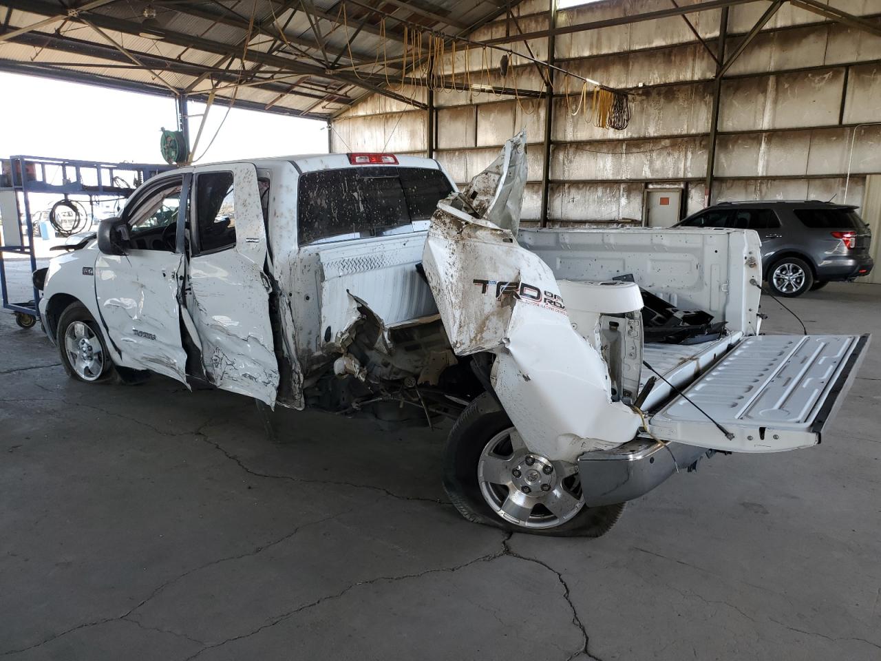 2008 Toyota Tundra - Image 2