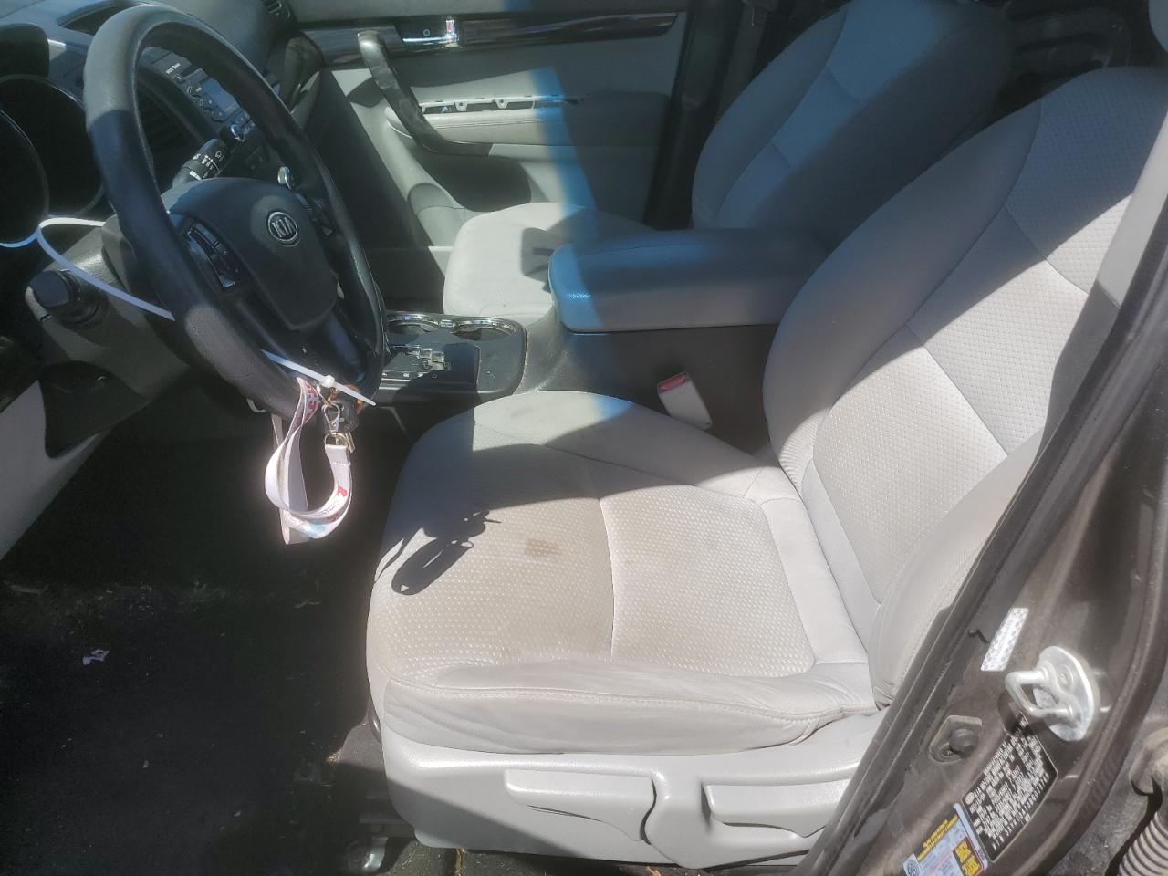 2011 Kia Sorento - Image 7