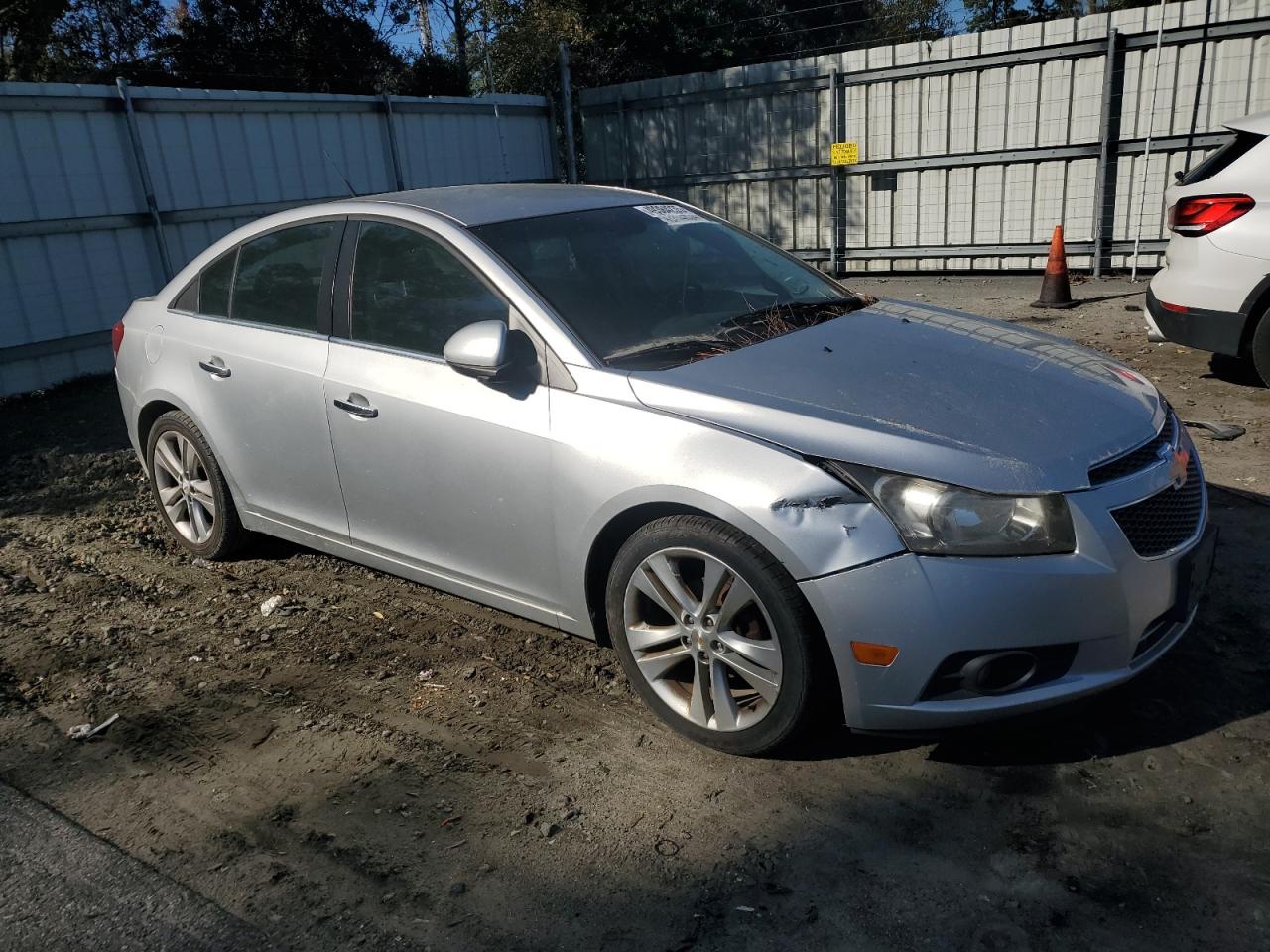 2013 Chevrolet Cruze - Image 4